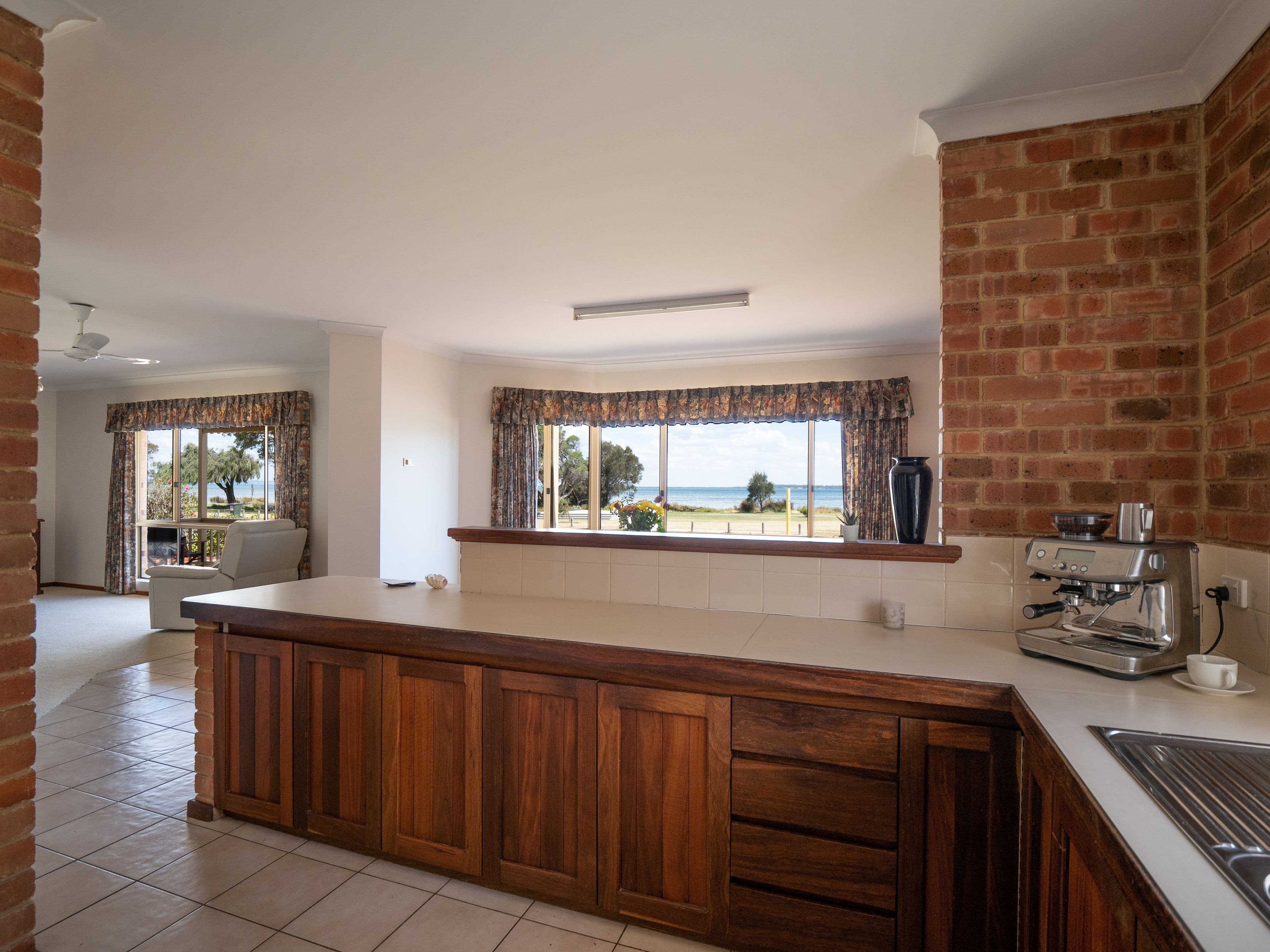 7 Dampier Avenue, Falcon WA 6210, Falcon - Thumbnail 7