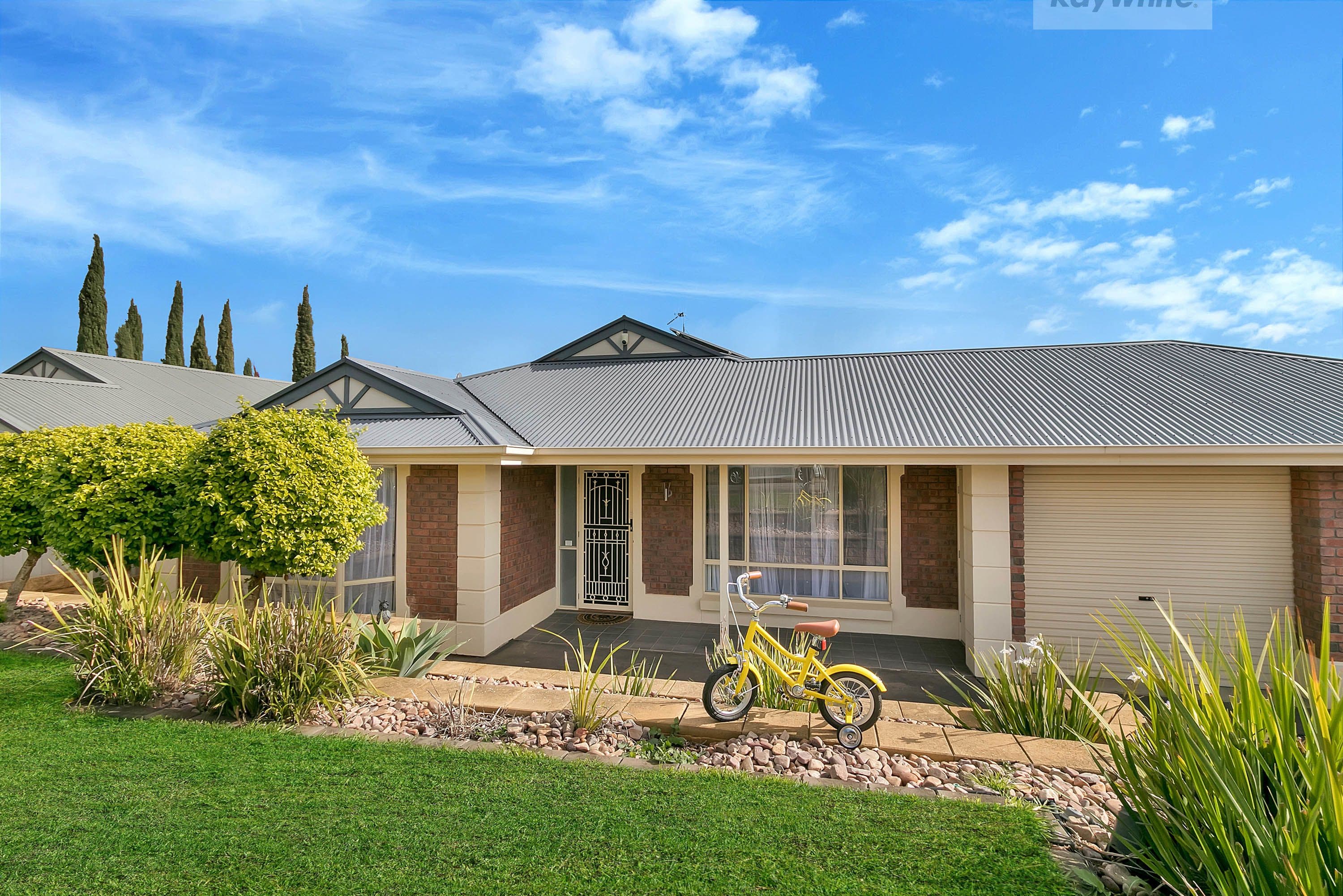16 Hampshire Drive, Craigmore SA 5114, Craigmore - Image 1