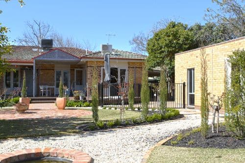 52 Victoria Street, ROCHESTER VIC 3561, Rochester - Thumbnail 2
