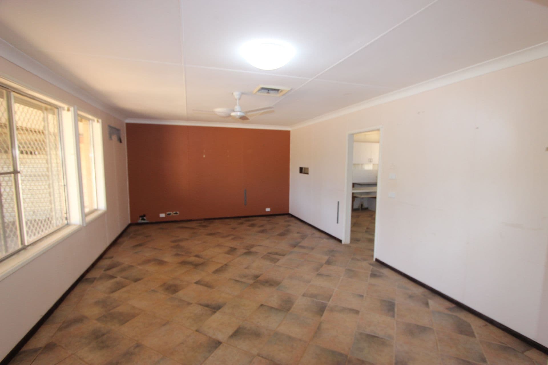 16 Stirling Crescent, Dampier WA 6713, Dampier - Thumbnail 8
