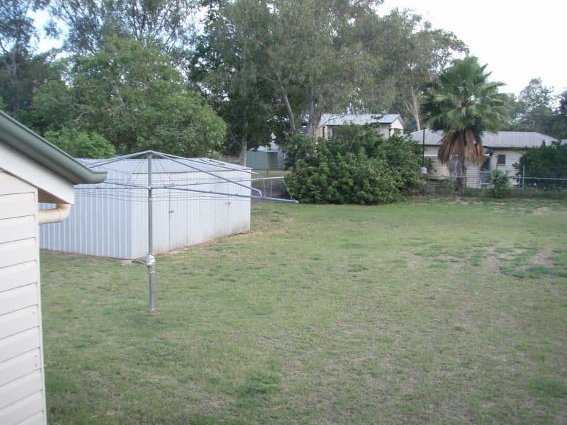 12 Hill Street, CHARLEVILLE QLD 4470, Charleville - Thumbnail 7