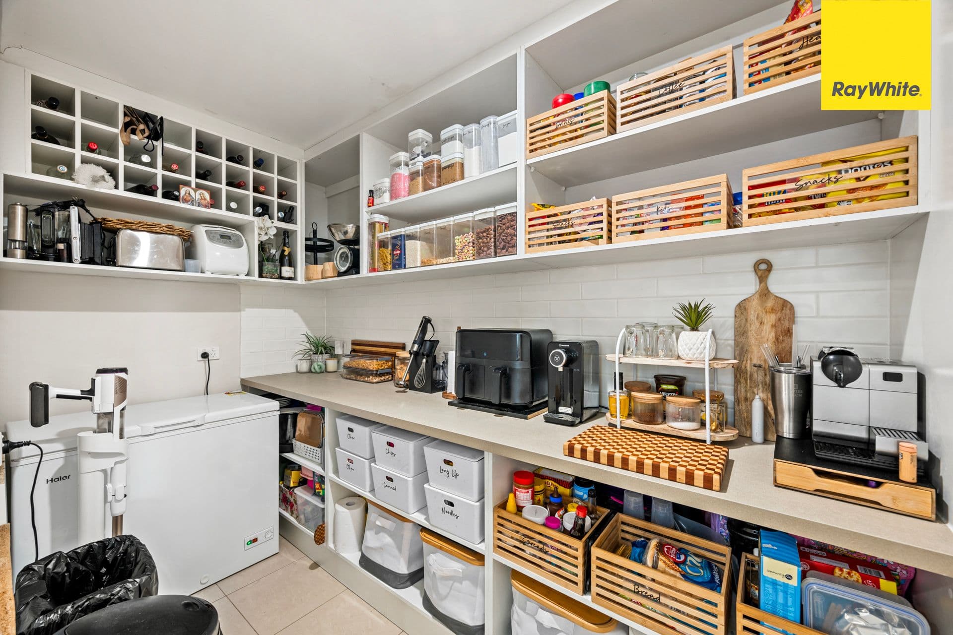 6 Oakpark Drive, HARKNESS VIC 3337, Harkness - Thumbnail 7