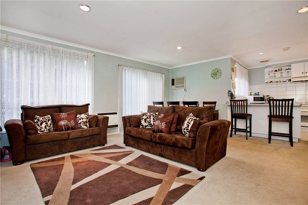 35 Beauford Avenue, BELL POST HILL VIC 3215, Bell Post Hill - Thumbnail 2