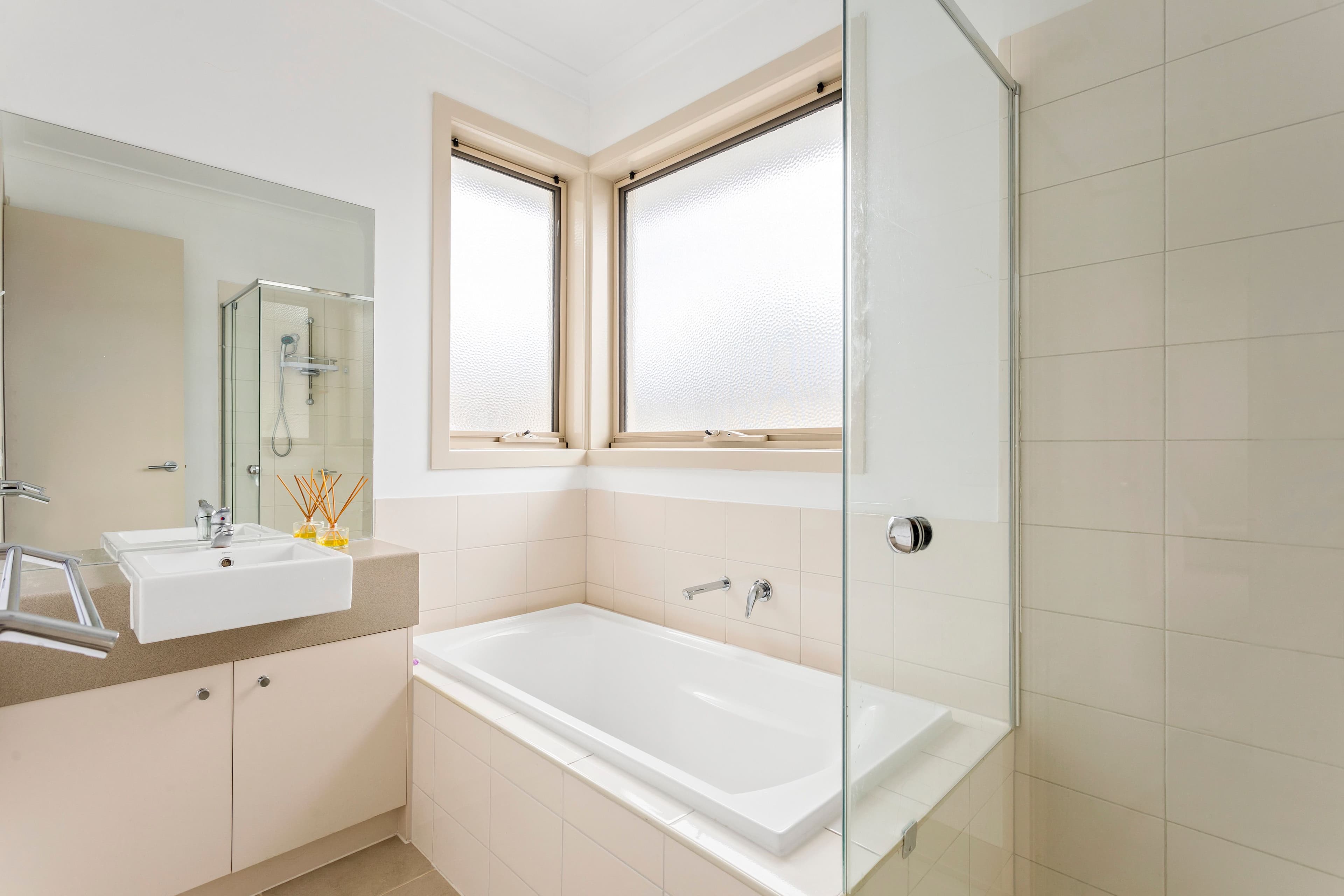 5 Rugby Court, Doncaster East VIC 3109, Doncaster East - Thumbnail 8
