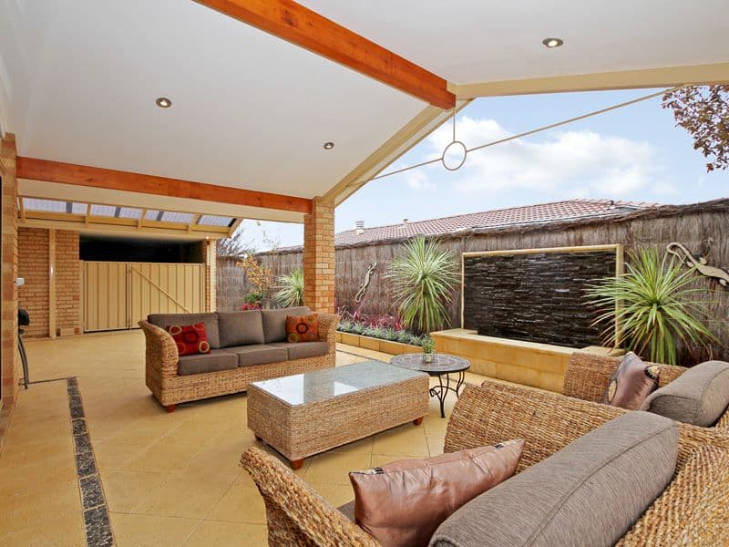 53 McKivett Crescent, Leeming WA 6149, Leeming - Thumbnail 2