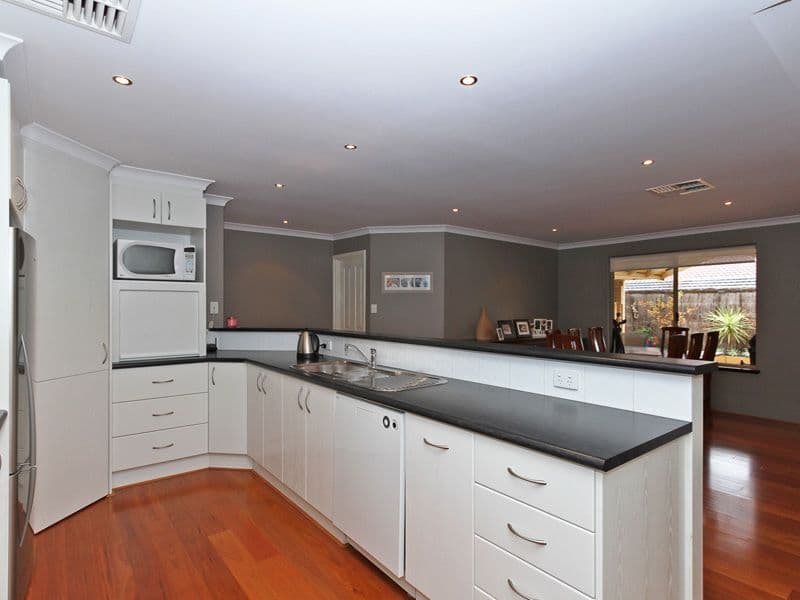 53 McKivett Crescent, Leeming WA 6149, Leeming - Thumbnail 5