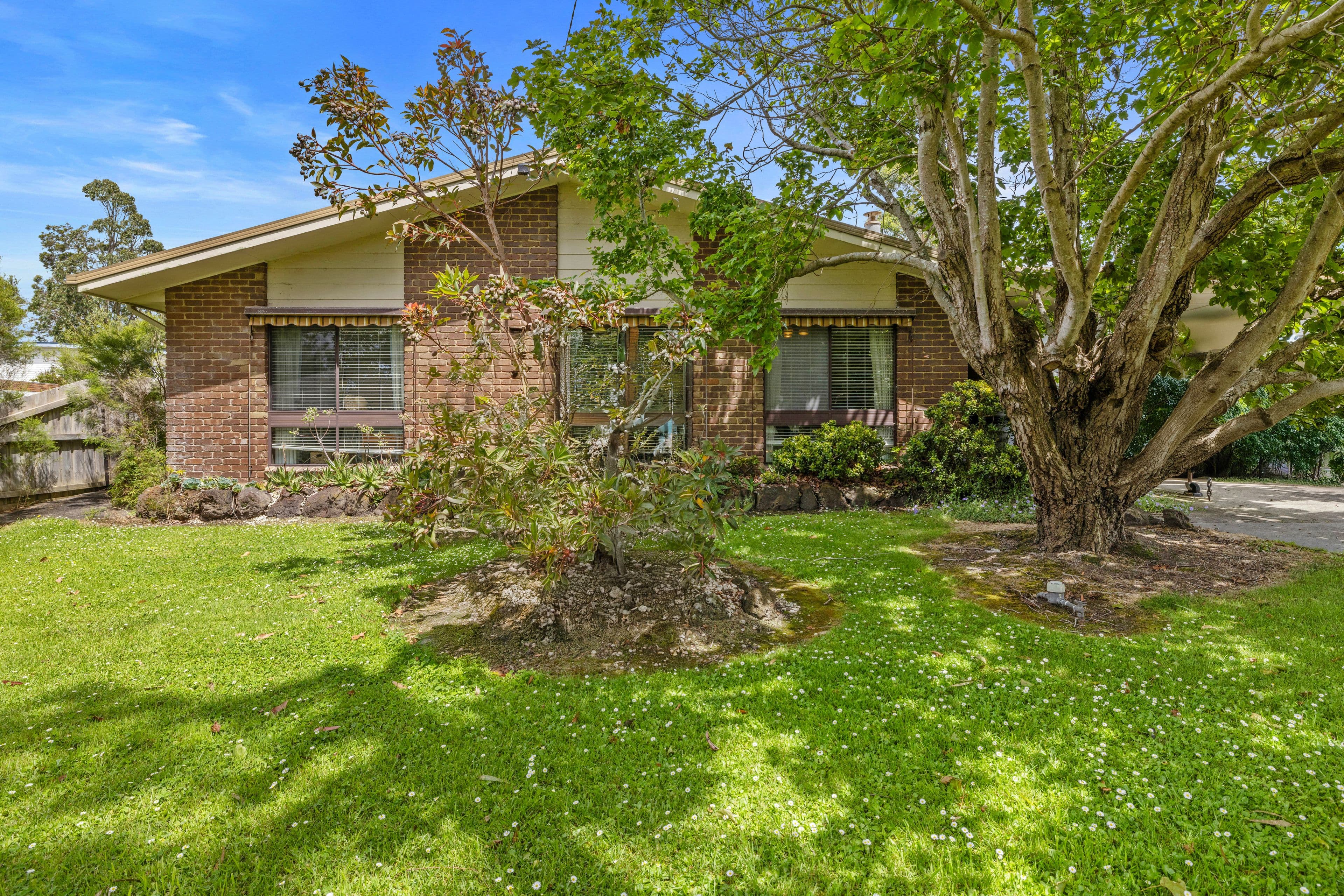 33 Anderson Avenue, Inverloch VIC 3996, Inverloch - Image 1