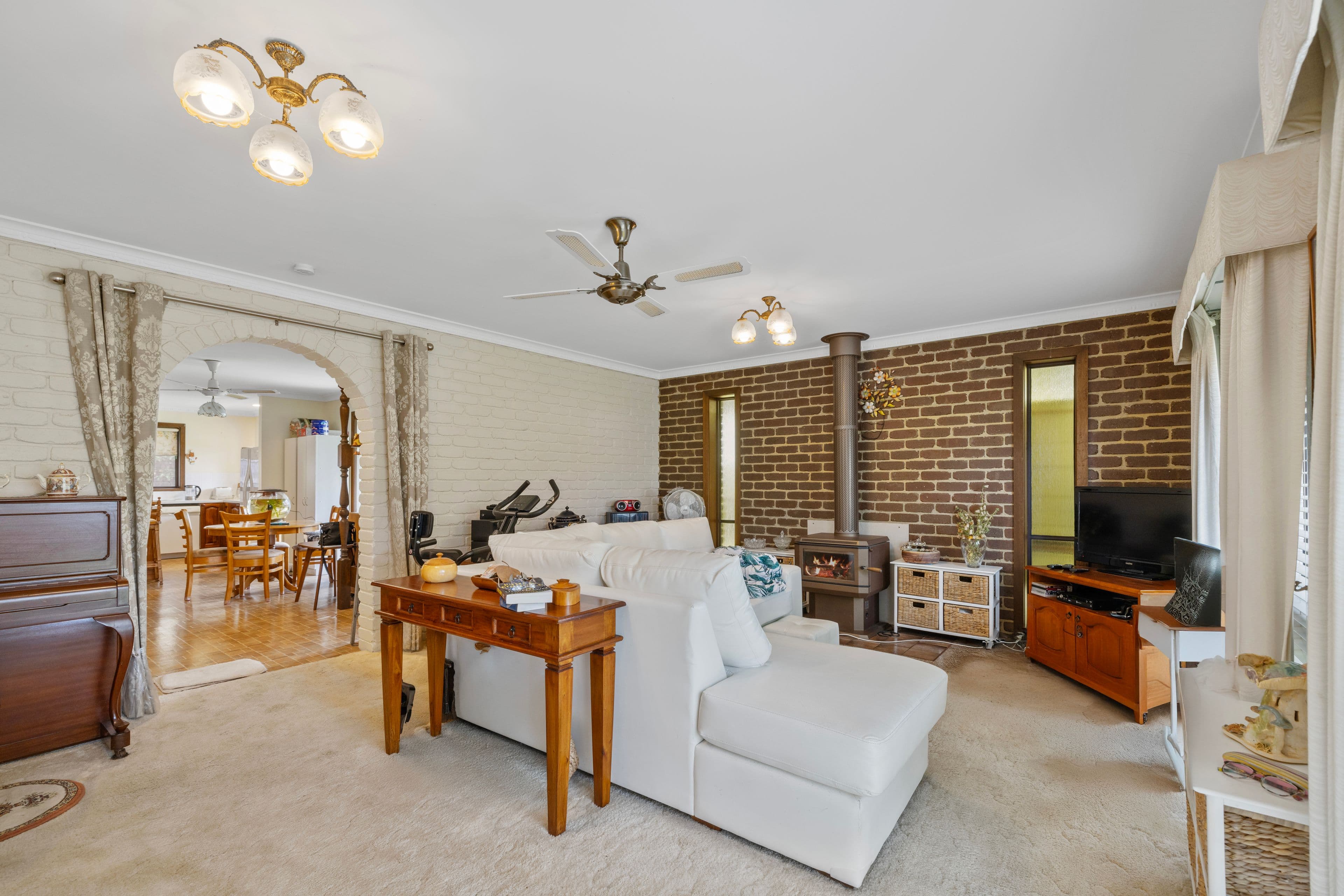 33 Anderson Avenue, Inverloch VIC 3996, Inverloch - Thumbnail 4