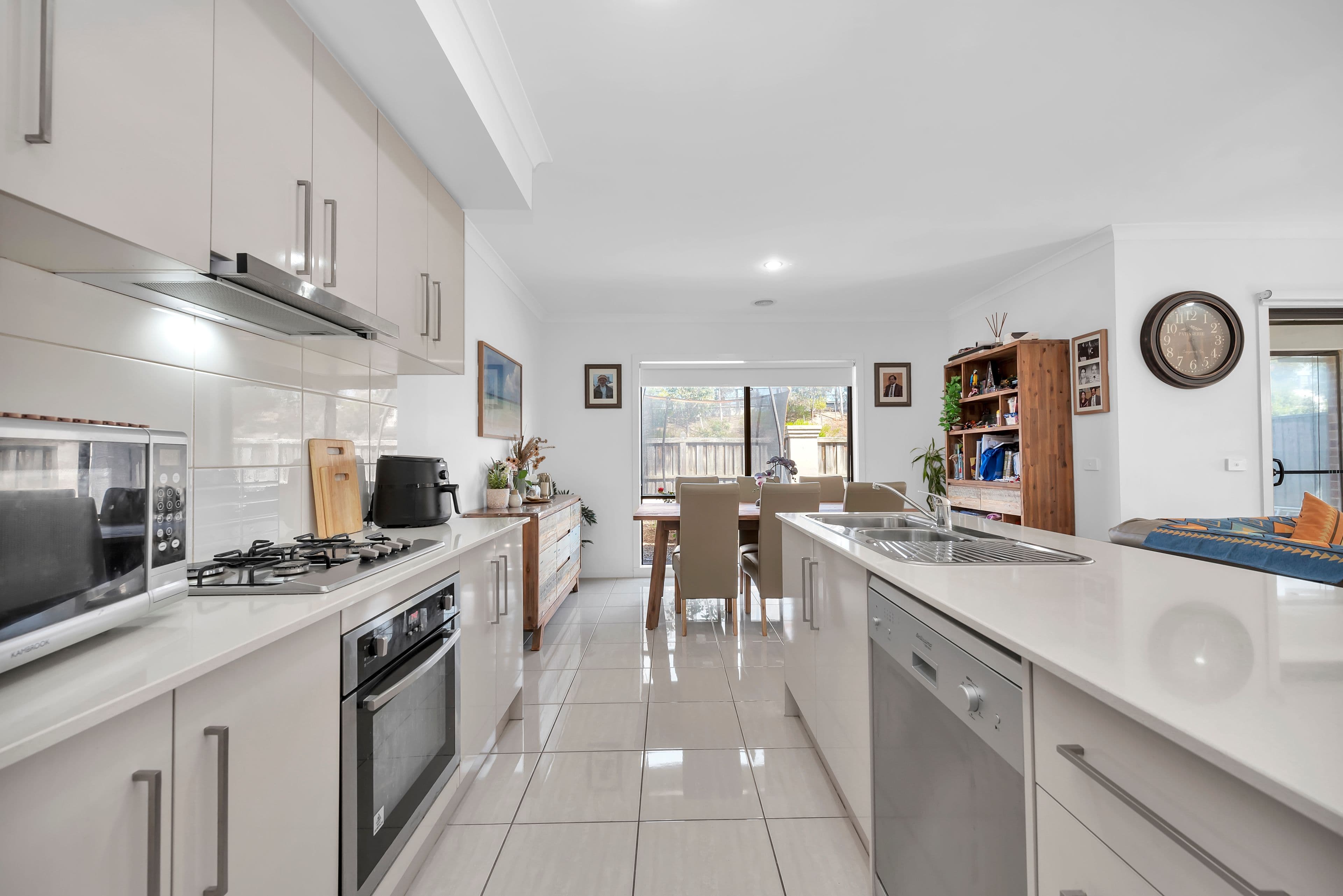10 Fitzroy Street, Pakenham VIC 3810, Pakenham - Thumbnail 4