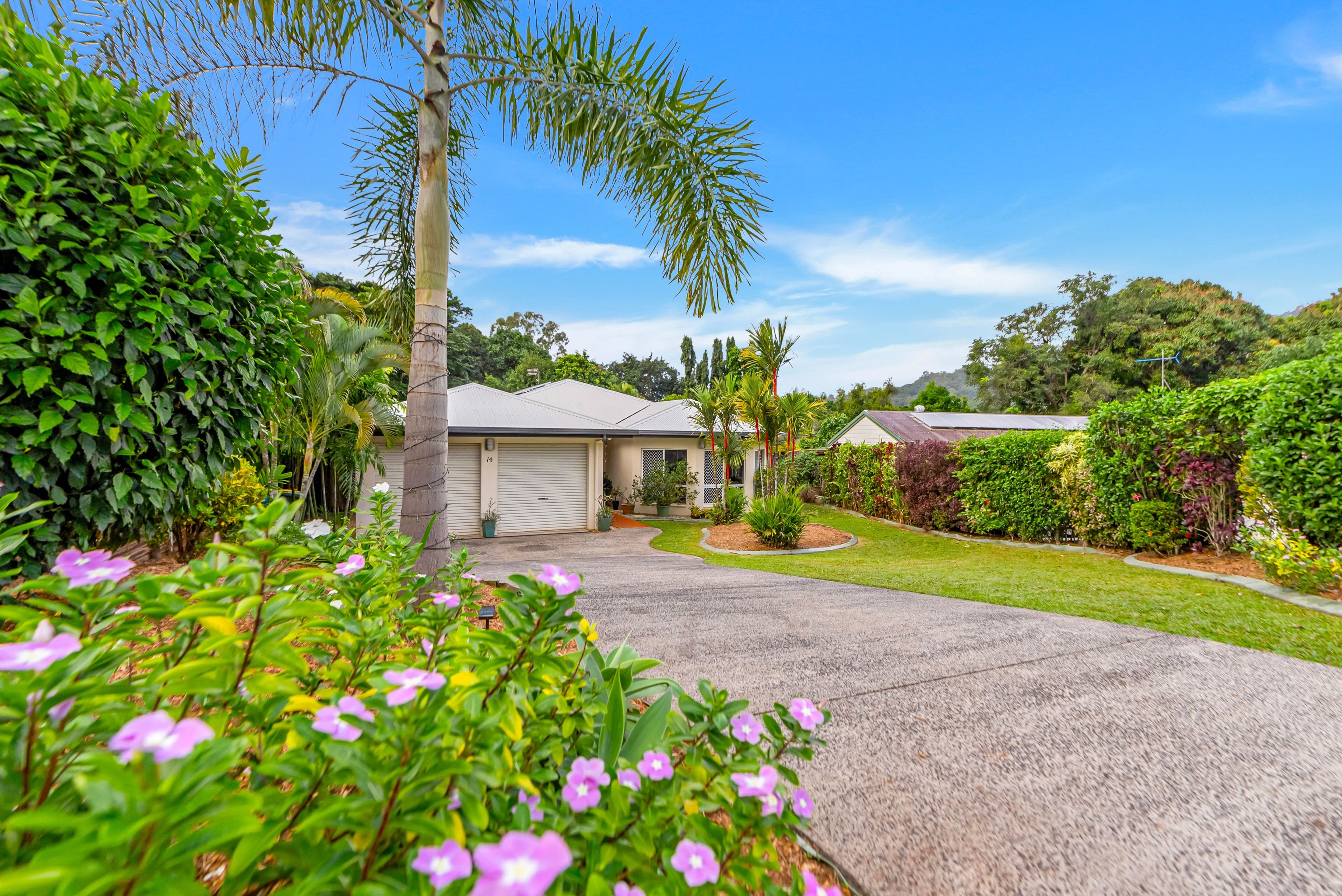 14 Jasmine Street, Redlynch QLD 4870, Redlynch - Thumbnail 2