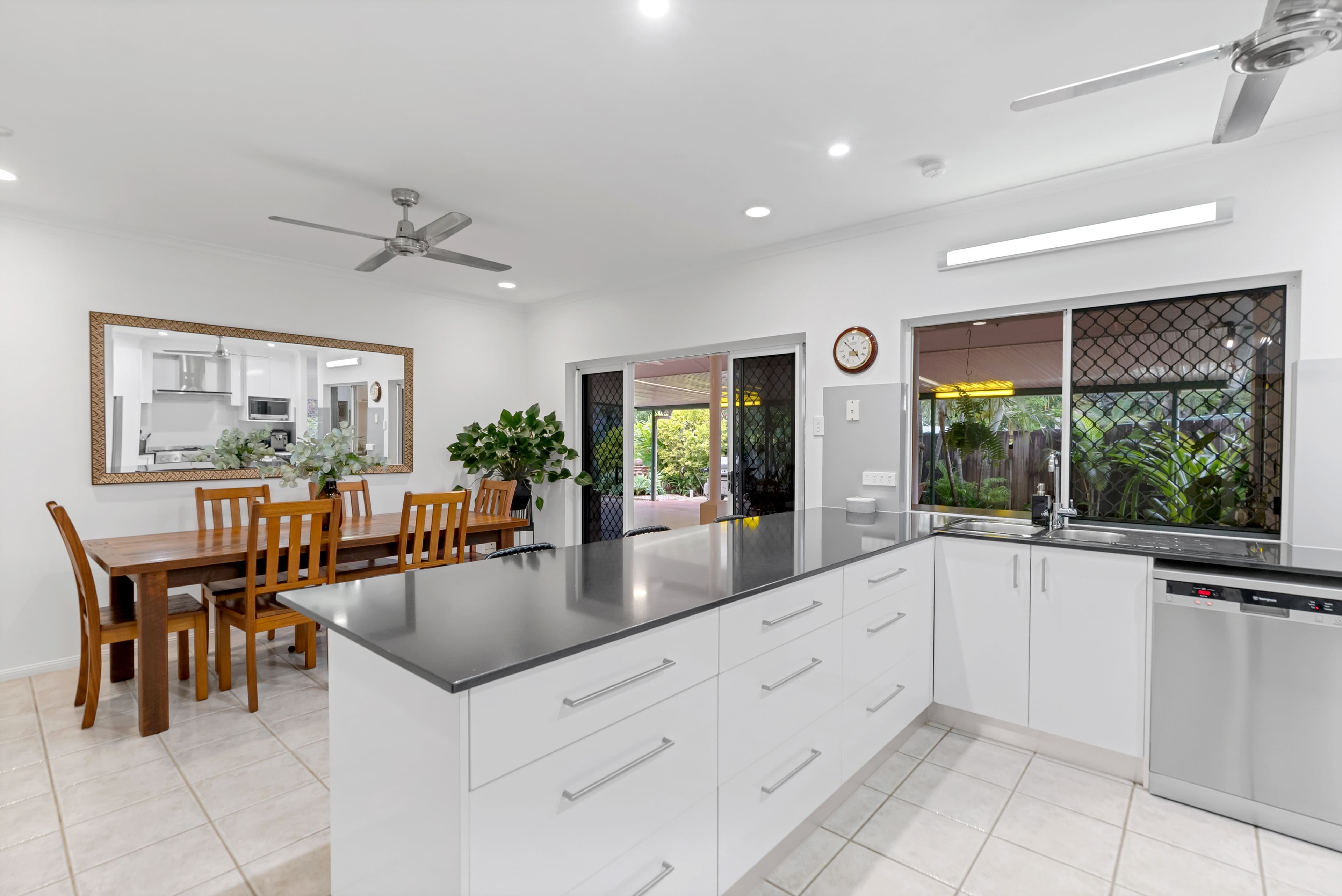 14 Jasmine Street, Redlynch QLD 4870, Redlynch - Thumbnail 8