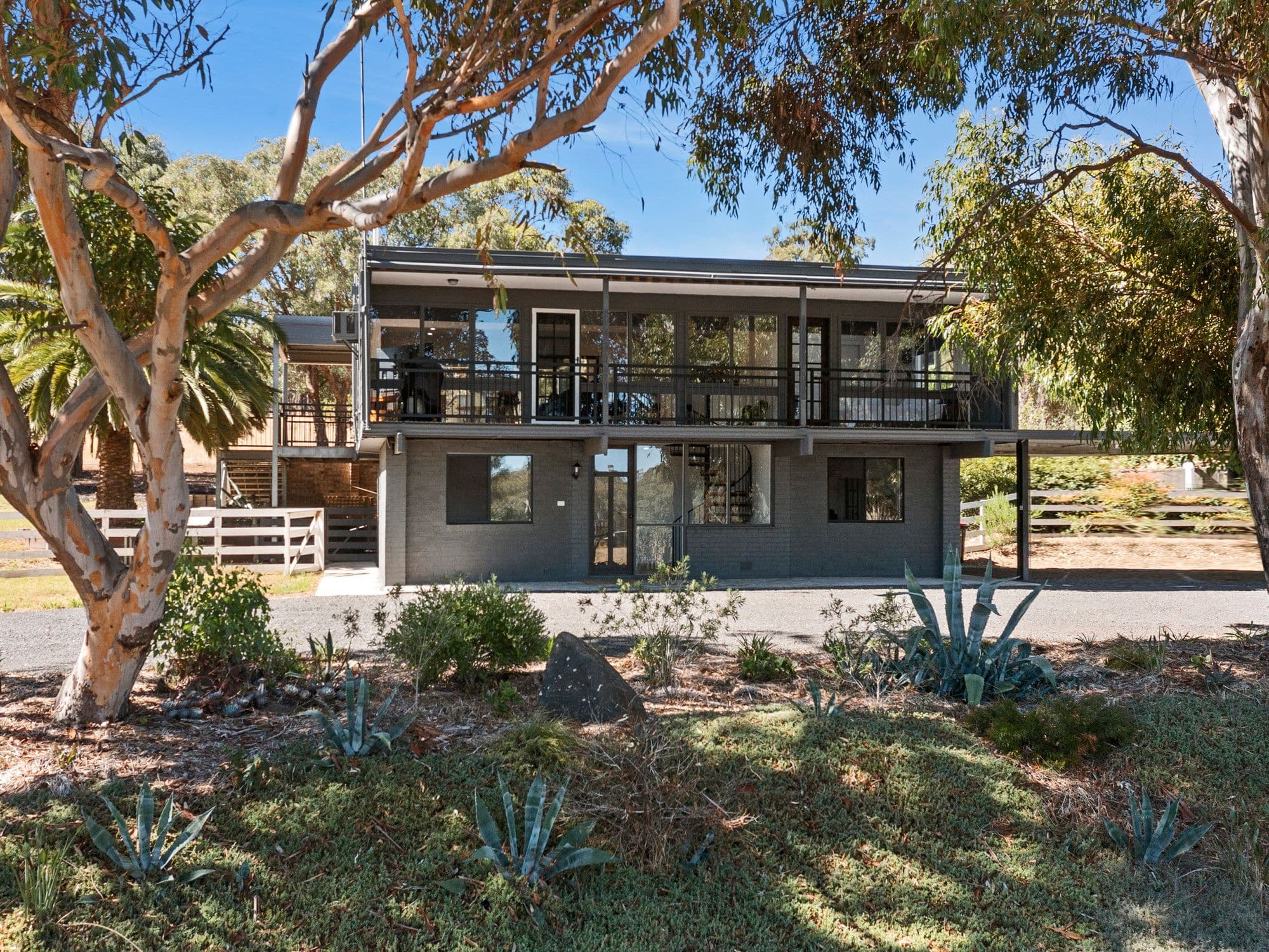 90 Sungarrin Road, HILLDENE VIC 3660, Hilldene - Thumbnail 2
