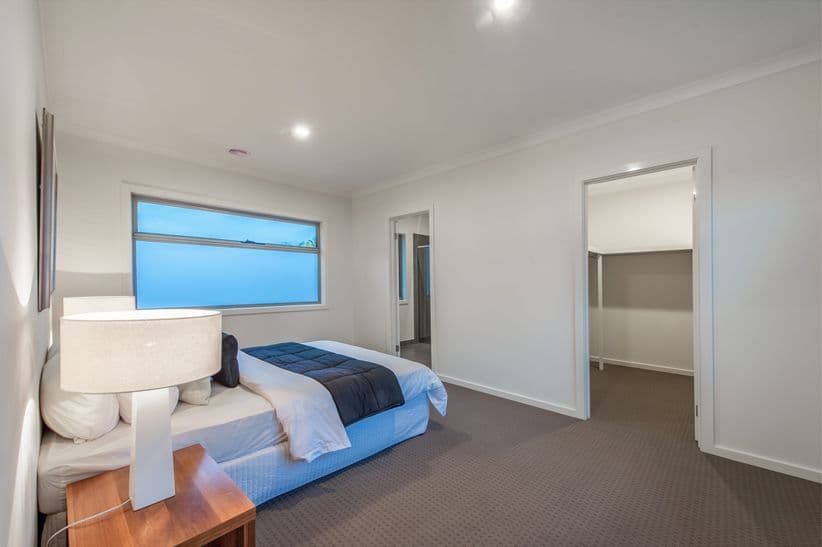 9 Hughes Parade, Reservoir VIC 3073, Reservoir - Thumbnail 8
