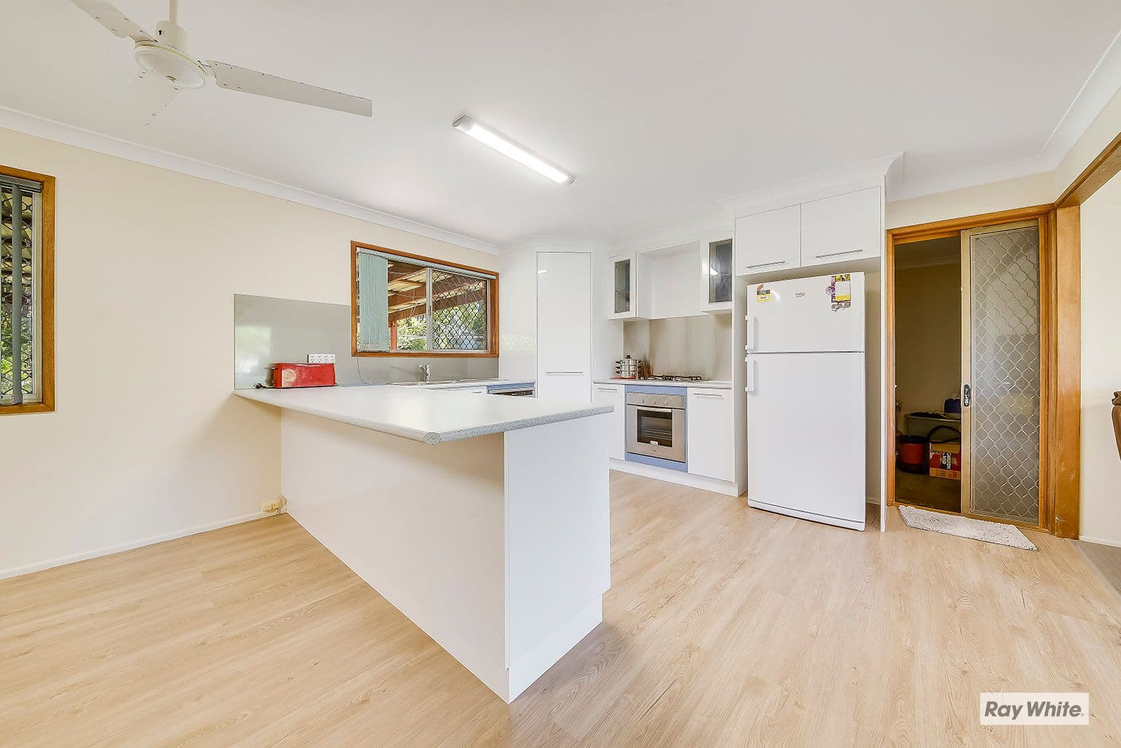22 Holt Street, Yeppoon QLD 4703, Yeppoon - Thumbnail 3