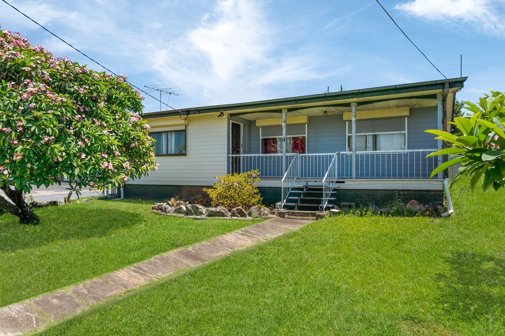 4 Warrawong Street, Eastern Heights QLD 4305, Eastern Heights - Image 1