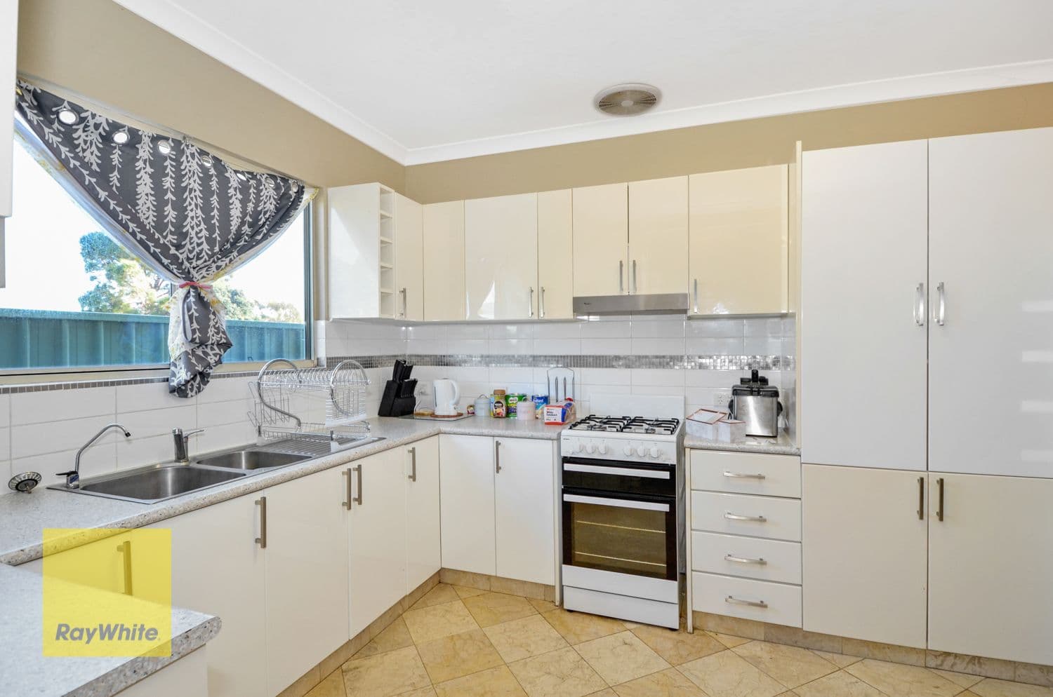 7 Stokes Avenue, TAMWORTH NSW 2340, Westdale - Thumbnail 5