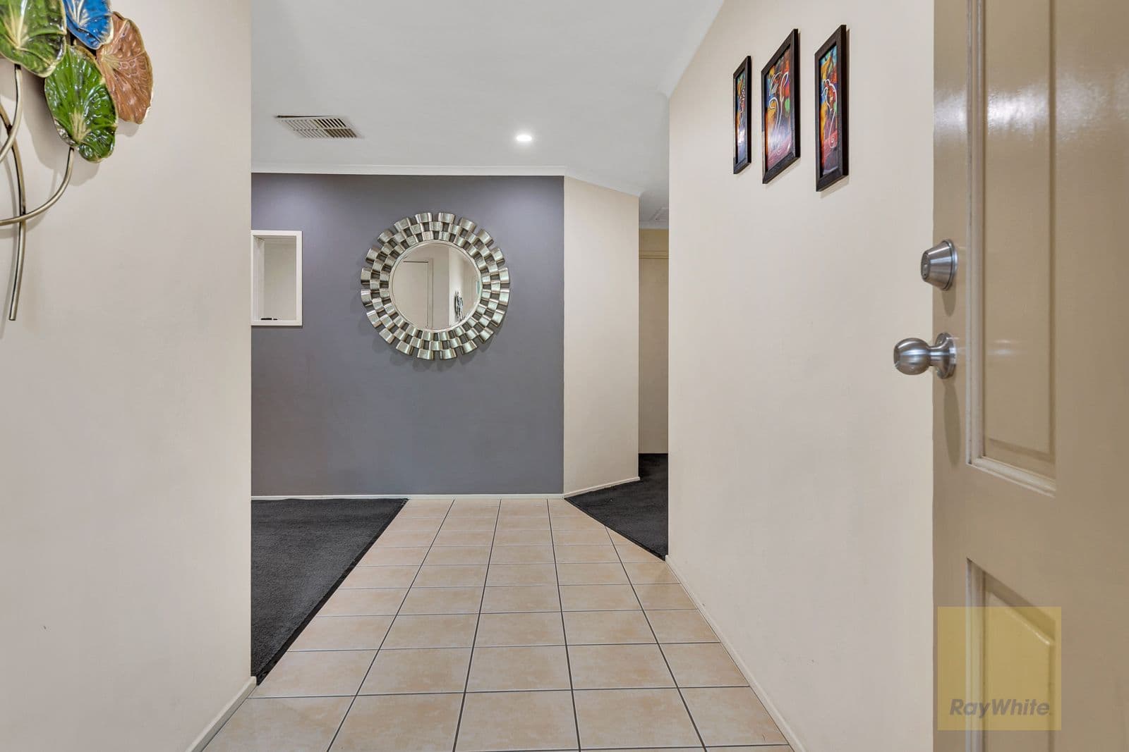 34 Lynbridge Crescent, Tarneit VIC 3029, Tarneit - Thumbnail 3
