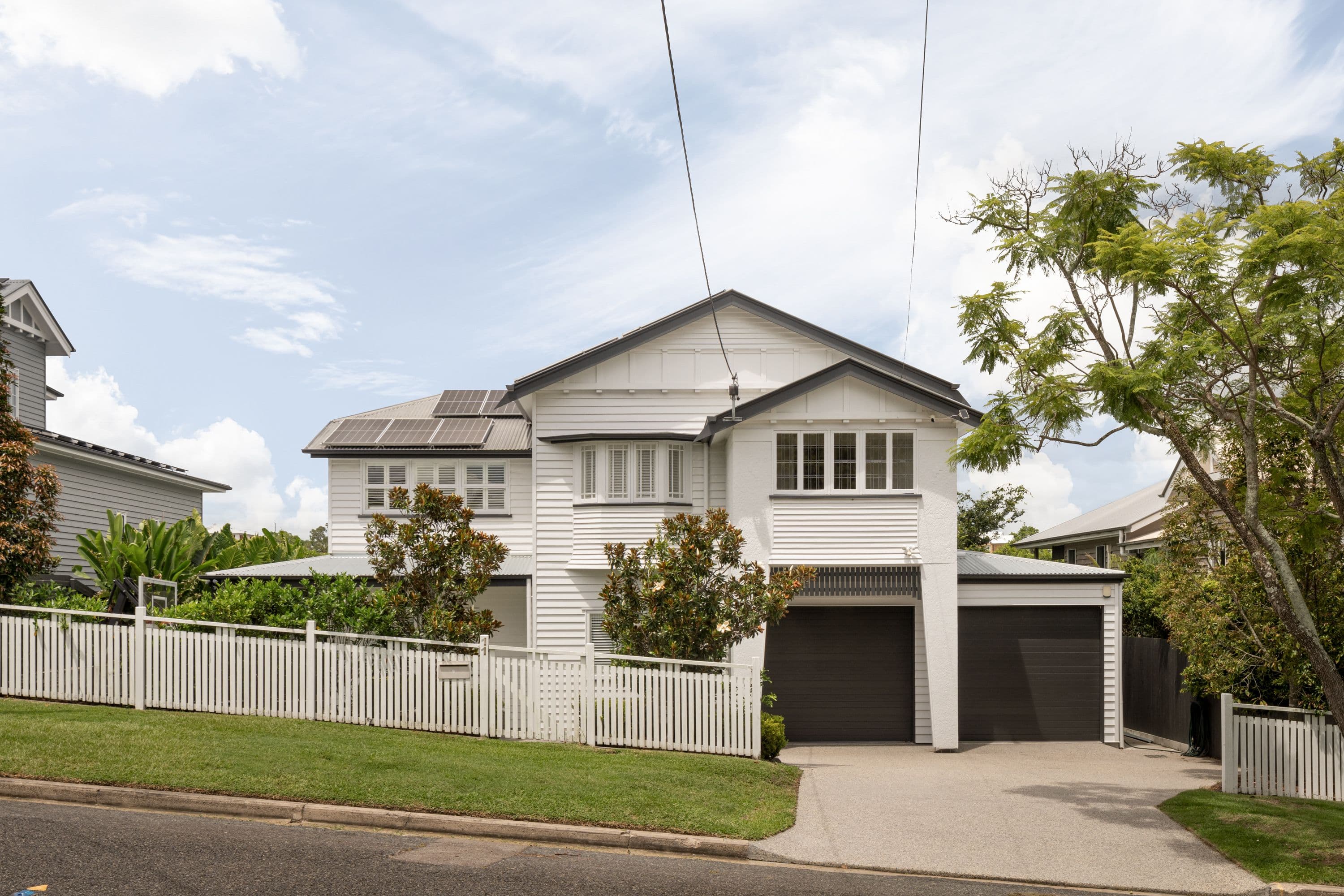 11 Henderson Street, Camp Hill QLD 4152, Camp Hill - Thumbnail 2