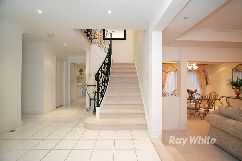 32 Tresise Avenue, WANTIRNA SOUTH VIC 3152, Wantirna South - Thumbnail 8