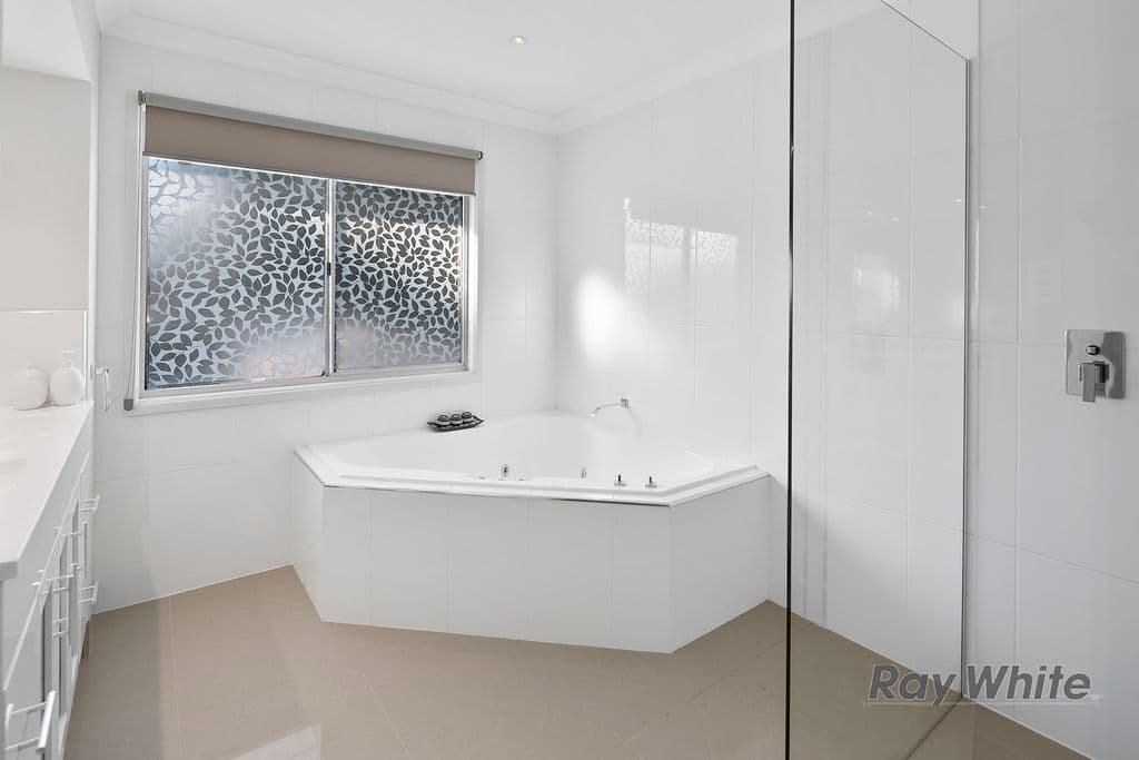 30 Daveson Road, Capalaba QLD 4157, Capalaba - Thumbnail 2