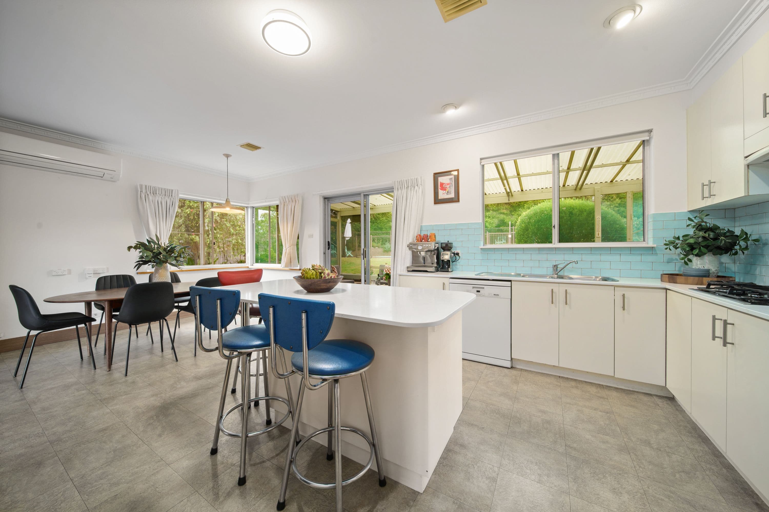 44 Henry Street, Cook ACT 2614, Cook - Thumbnail 6