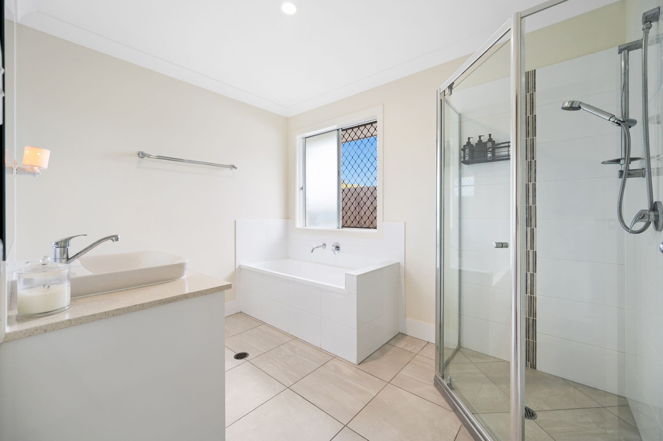 9 sturt Street, Oxenford QLD 4210, Oxenford - Thumbnail 6