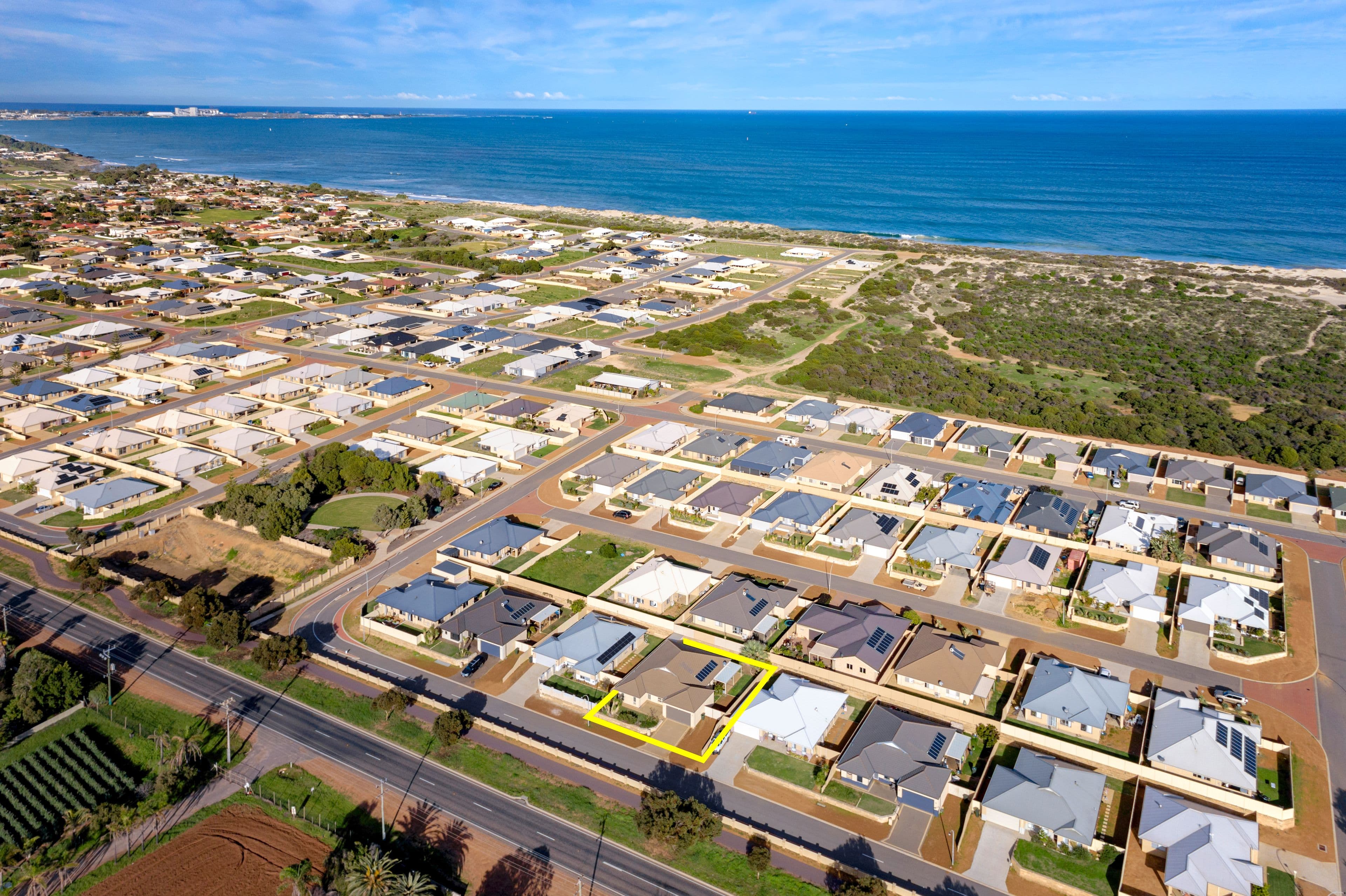 13 Barracuda Chase, Sunset Beach WA 6530, Sunset Beach - Thumbnail 2