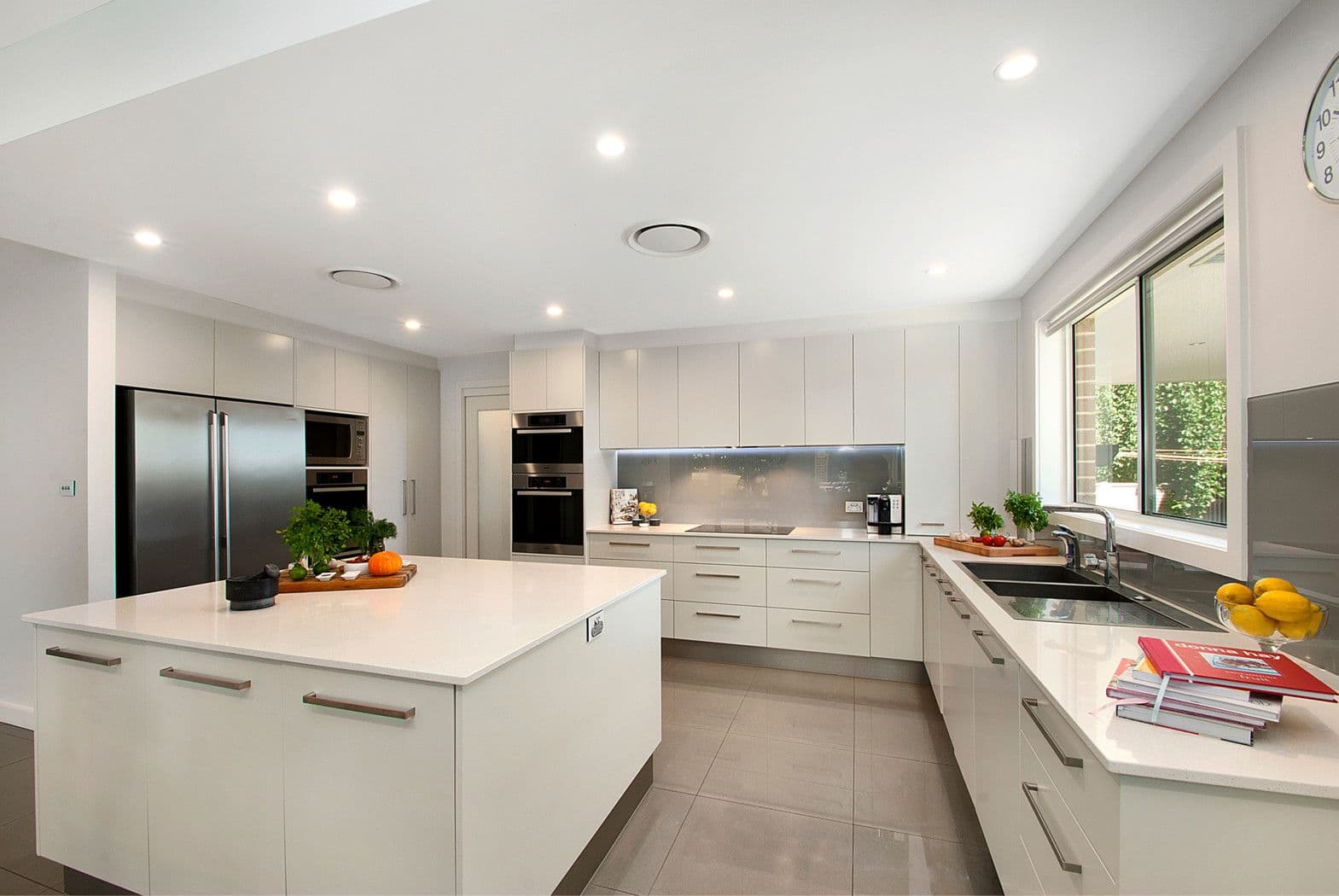 26 Rosebery Street, Heathcote NSW 2233, Heathcote - Thumbnail 3