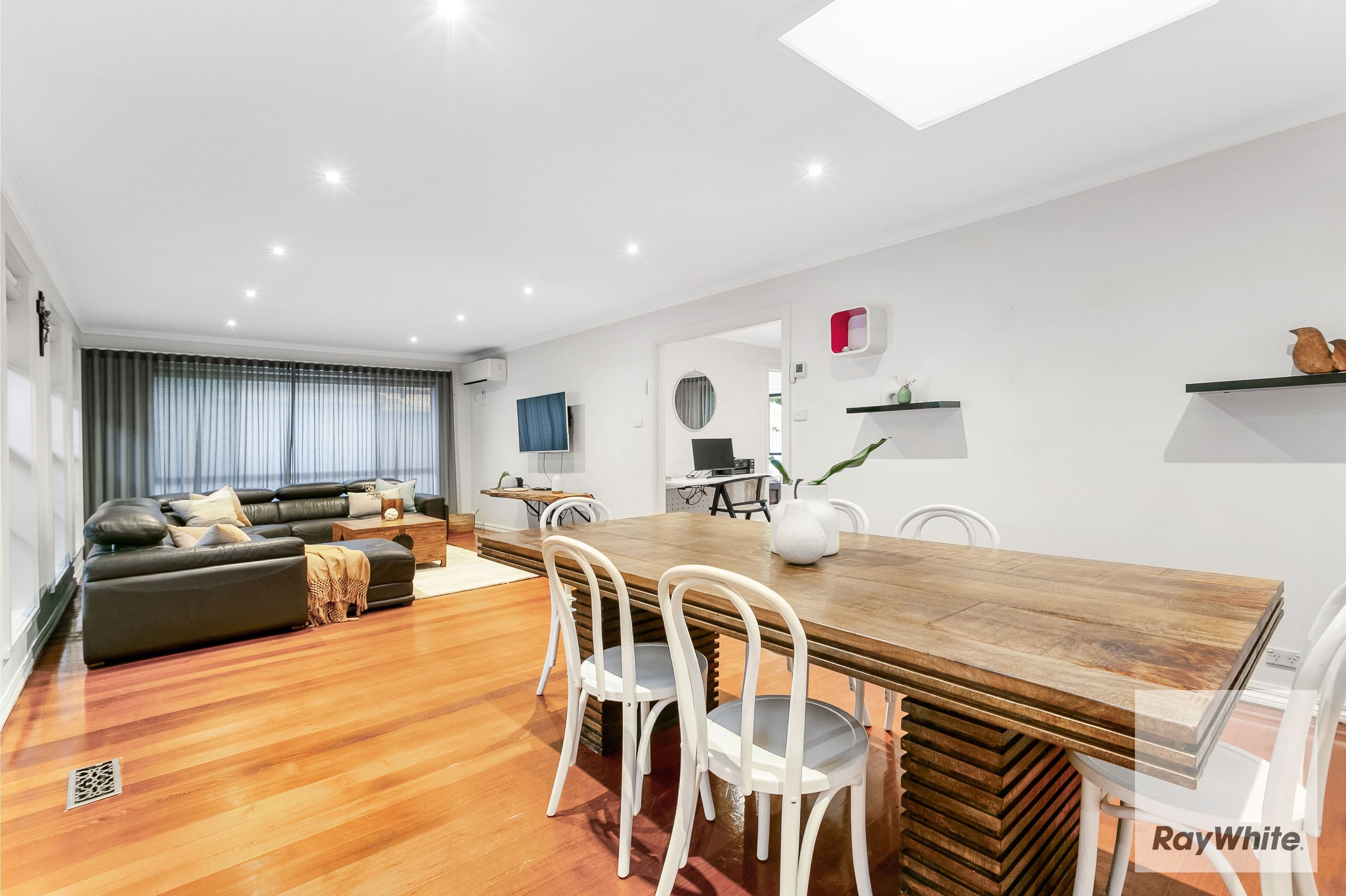 2 Bandalong Court, Bundoora VIC 3083, Bundoora - Thumbnail 2