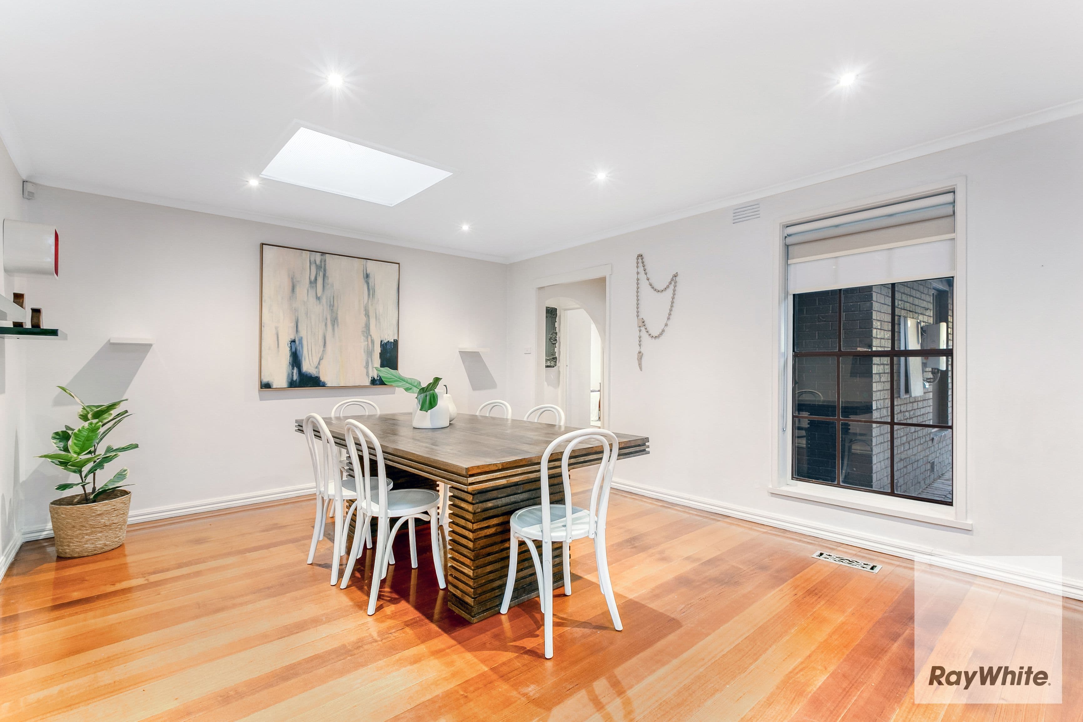 2 Bandalong Court, Bundoora VIC 3083, Bundoora - Thumbnail 3