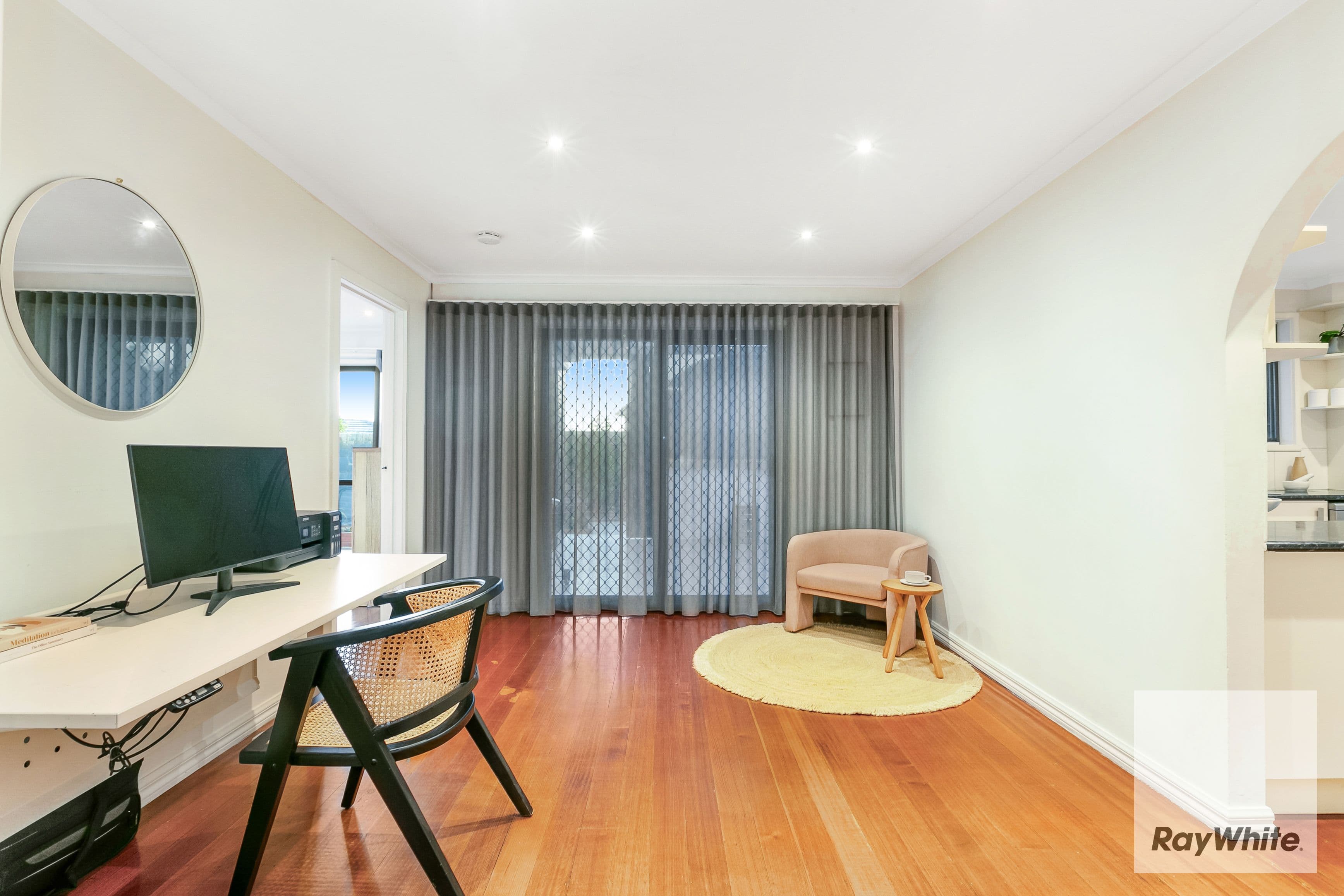 2 Bandalong Court, Bundoora VIC 3083, Bundoora - Thumbnail 4