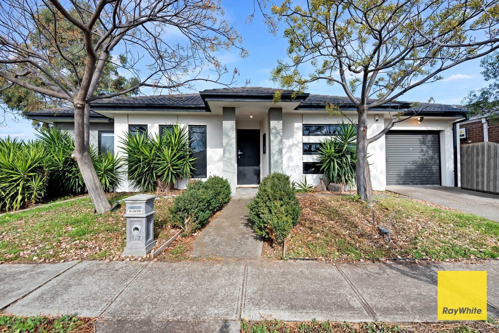 7 Bridlepath Drive, Truganina VIC 3029, Truganina - Image 1