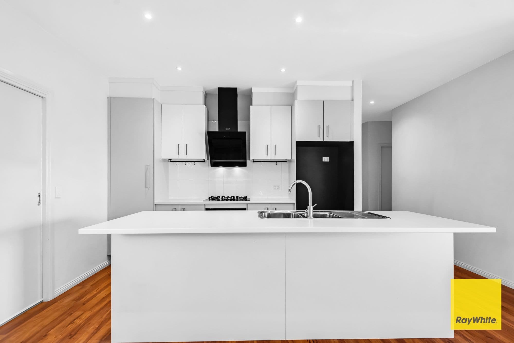7 Bridlepath Drive, Truganina VIC 3029, Truganina - Thumbnail 7