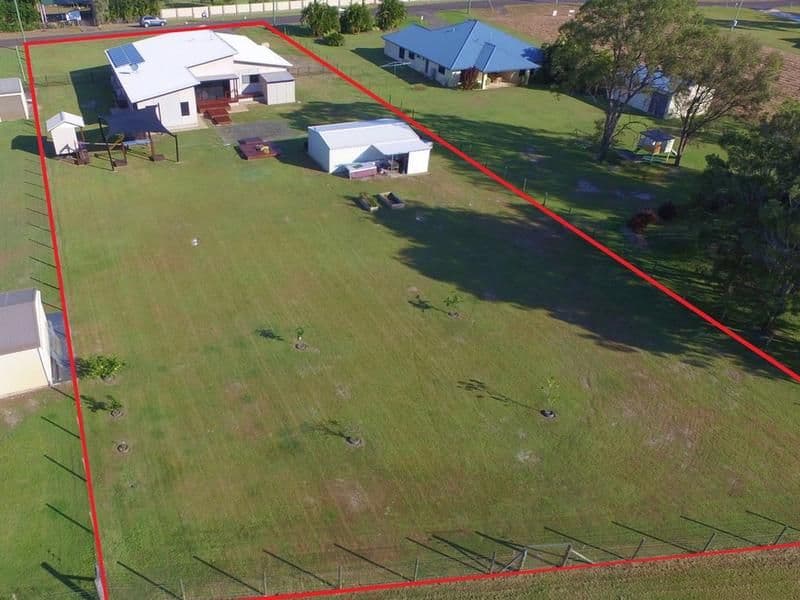 38 Zorzan, Gooburrum QLD 4670, Gooburrum - Thumbnail 2