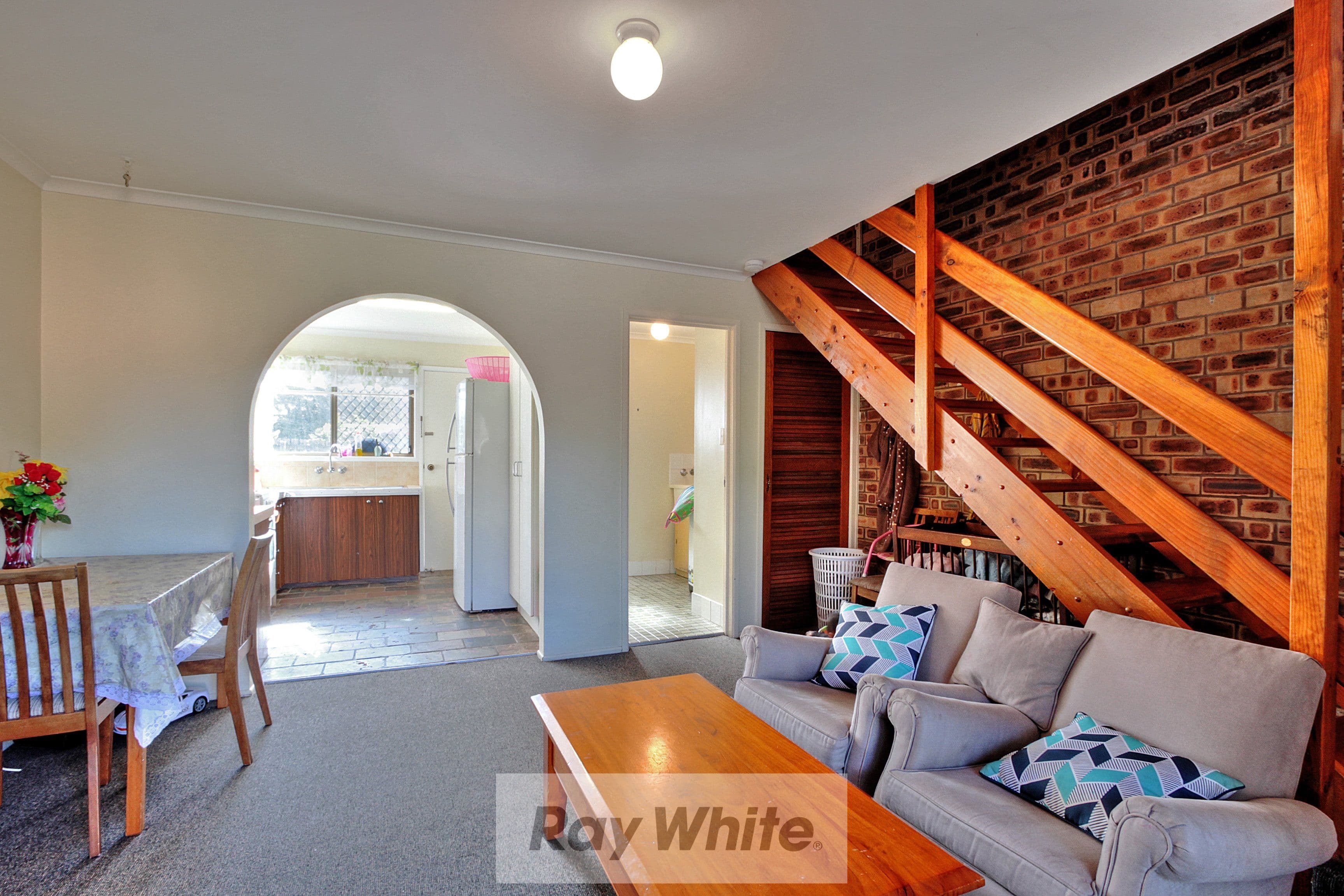 31 North Road, Woodridge QLD 4114, Woodridge - Thumbnail 2