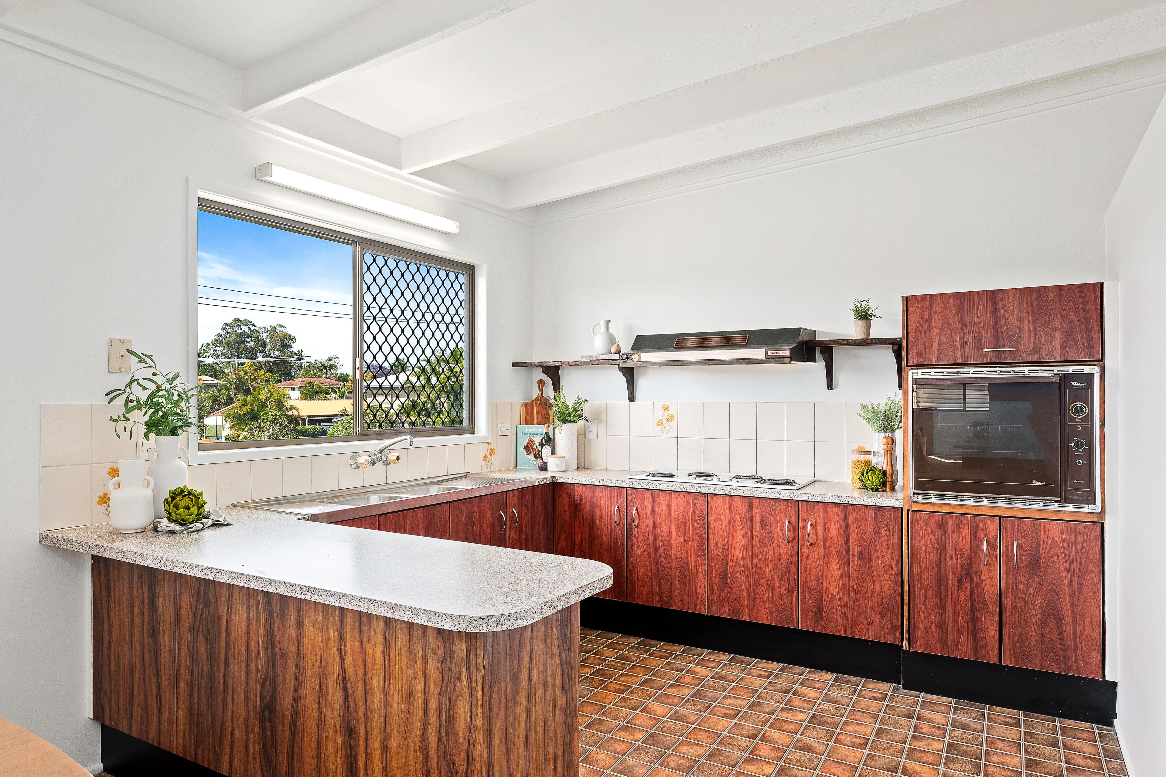 6 Avalon Court, Strathpine QLD 4500, Strathpine - Thumbnail 5