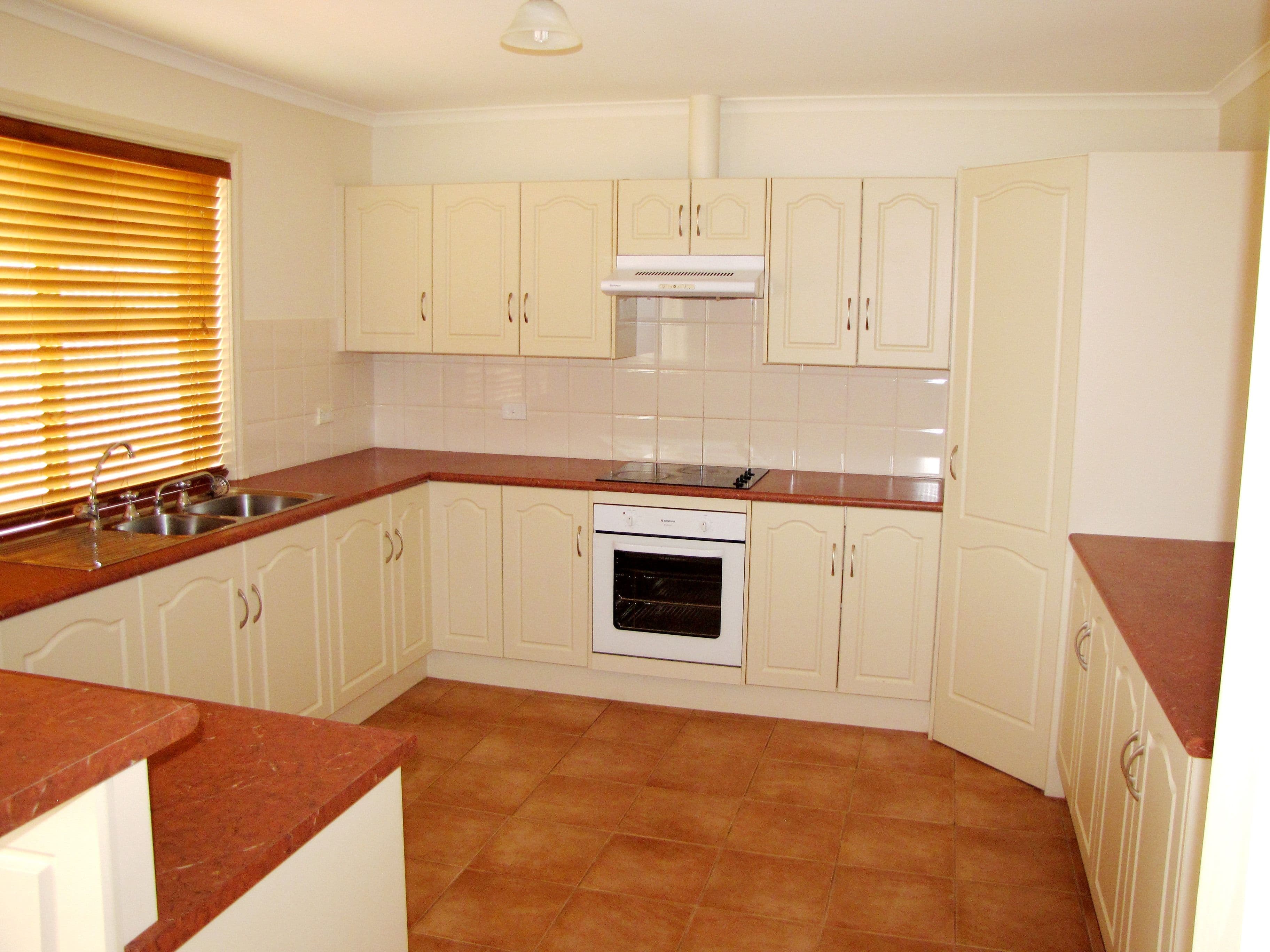 32 McLean Street, Berri SA 5343, Berri - Thumbnail 3