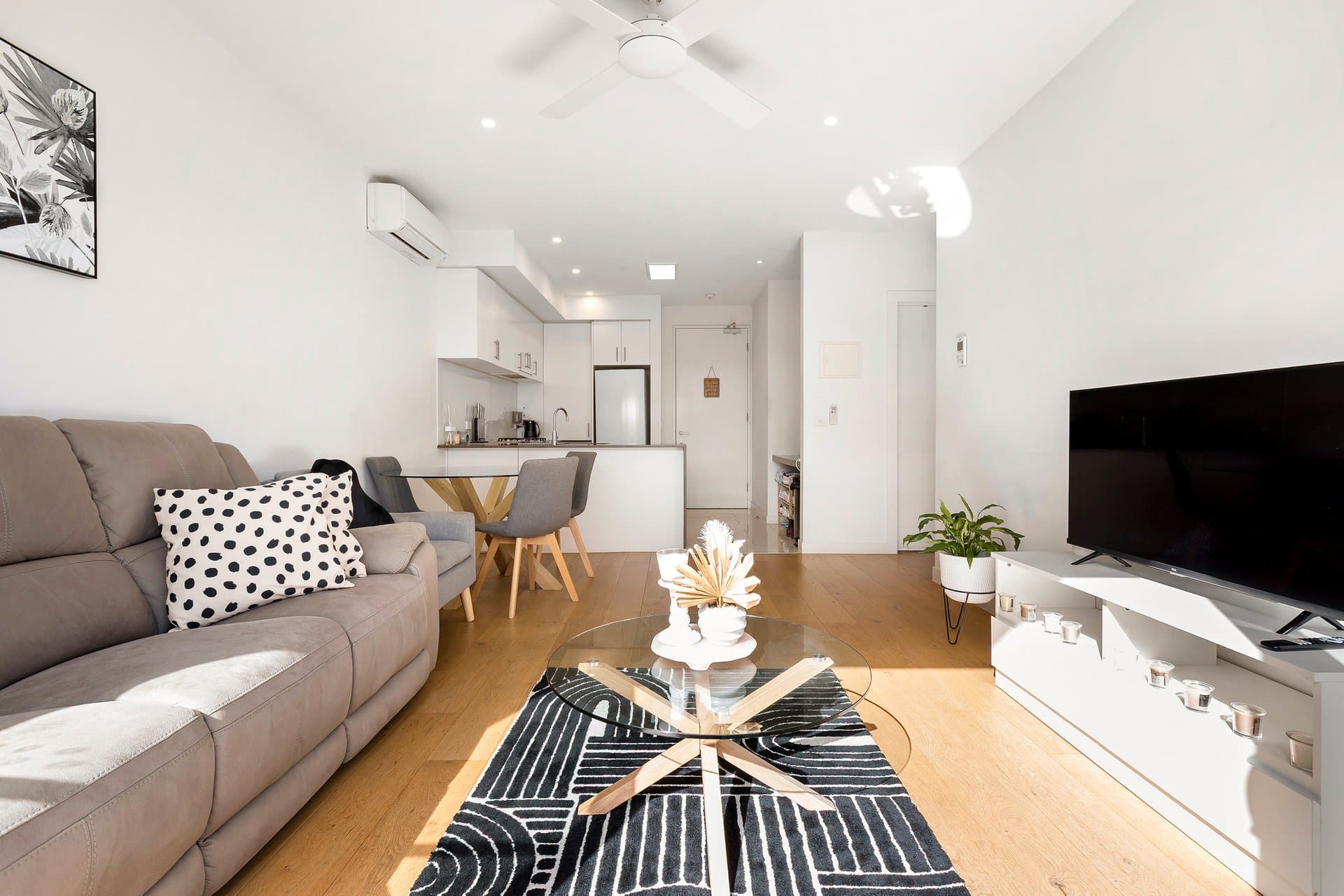 306/213 Burwood Highway, Burwood East - Thumbnail 2