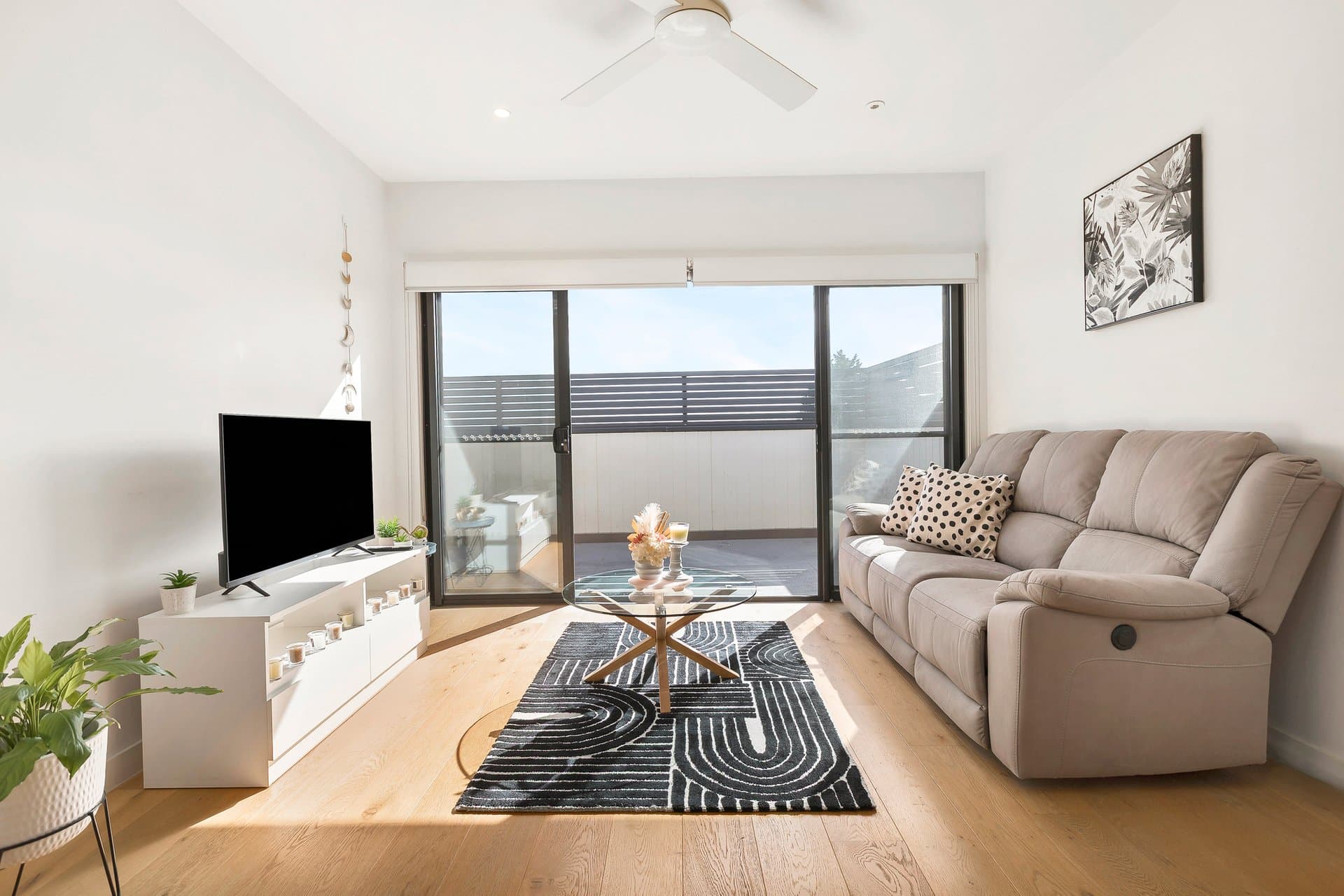 306/213 Burwood Highway, Burwood East - Thumbnail 3