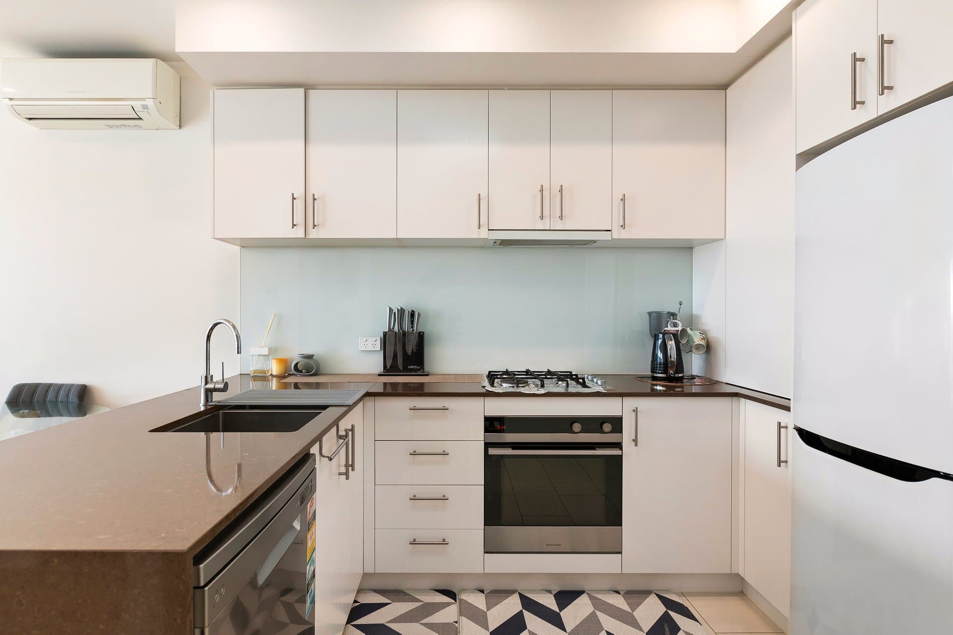 306/213 Burwood Highway, Burwood East - Thumbnail 5