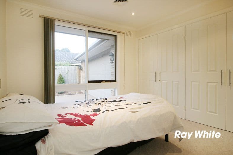 65 Tate Avenue, WANTIRNA SOUTH VIC 3152, Wantirna South - Thumbnail 5