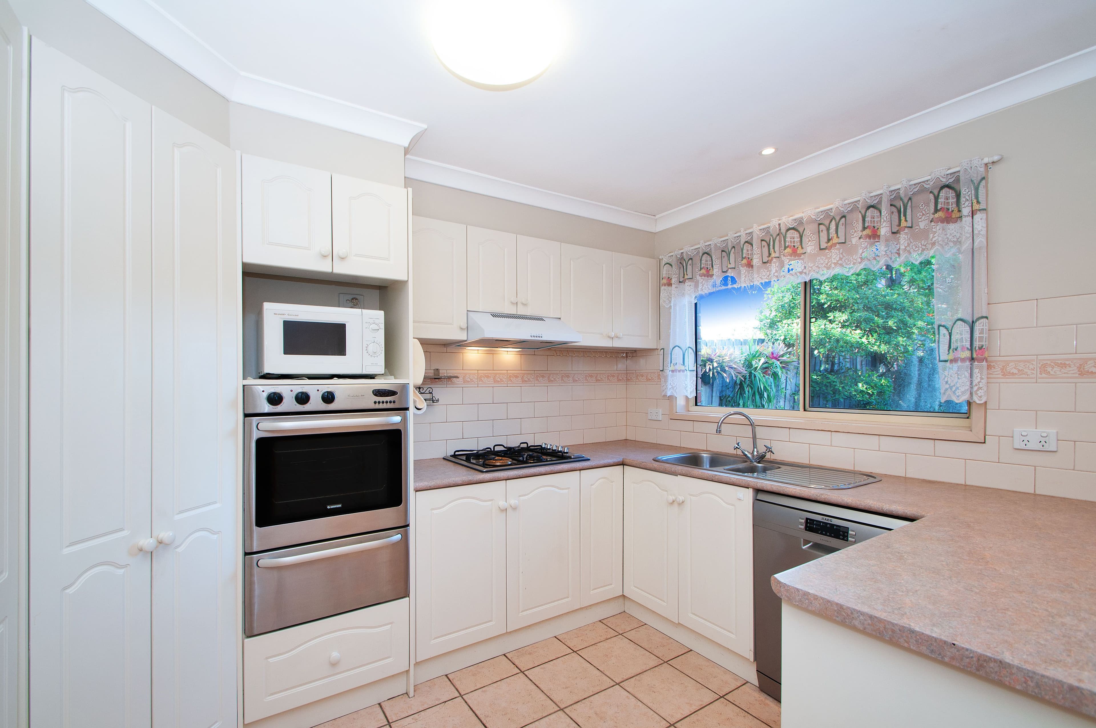 241 Bayswater Road, Bayswater North VIC 3153, Bayswater North - Thumbnail 3