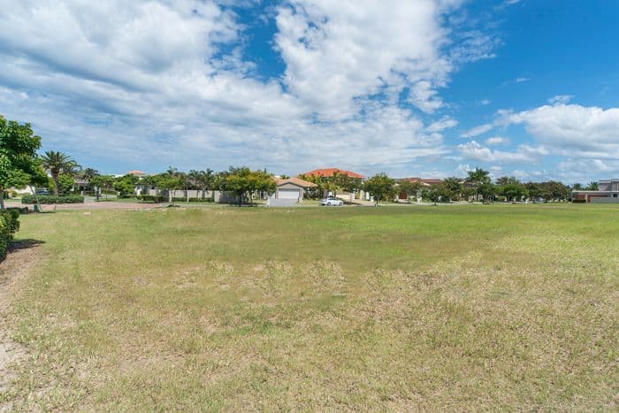 2515 (Lot 73) Cressbrook Drive, Hope Island QLD 4212, Hope Island - Thumbnail 3