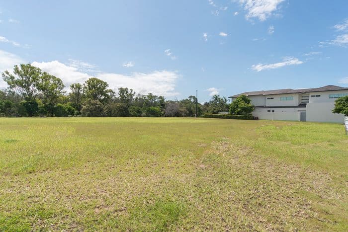 2515 (Lot 73) Cressbrook Drive, Hope Island QLD 4212, Hope Island - Thumbnail 5