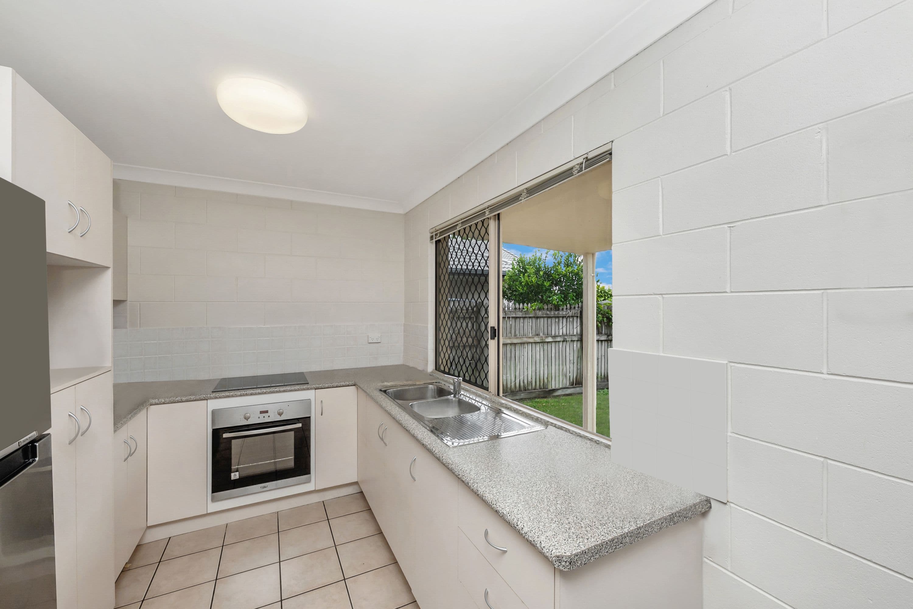 3 Cocos Place, Kirwan QLD 4817, Kirwan - Thumbnail 2