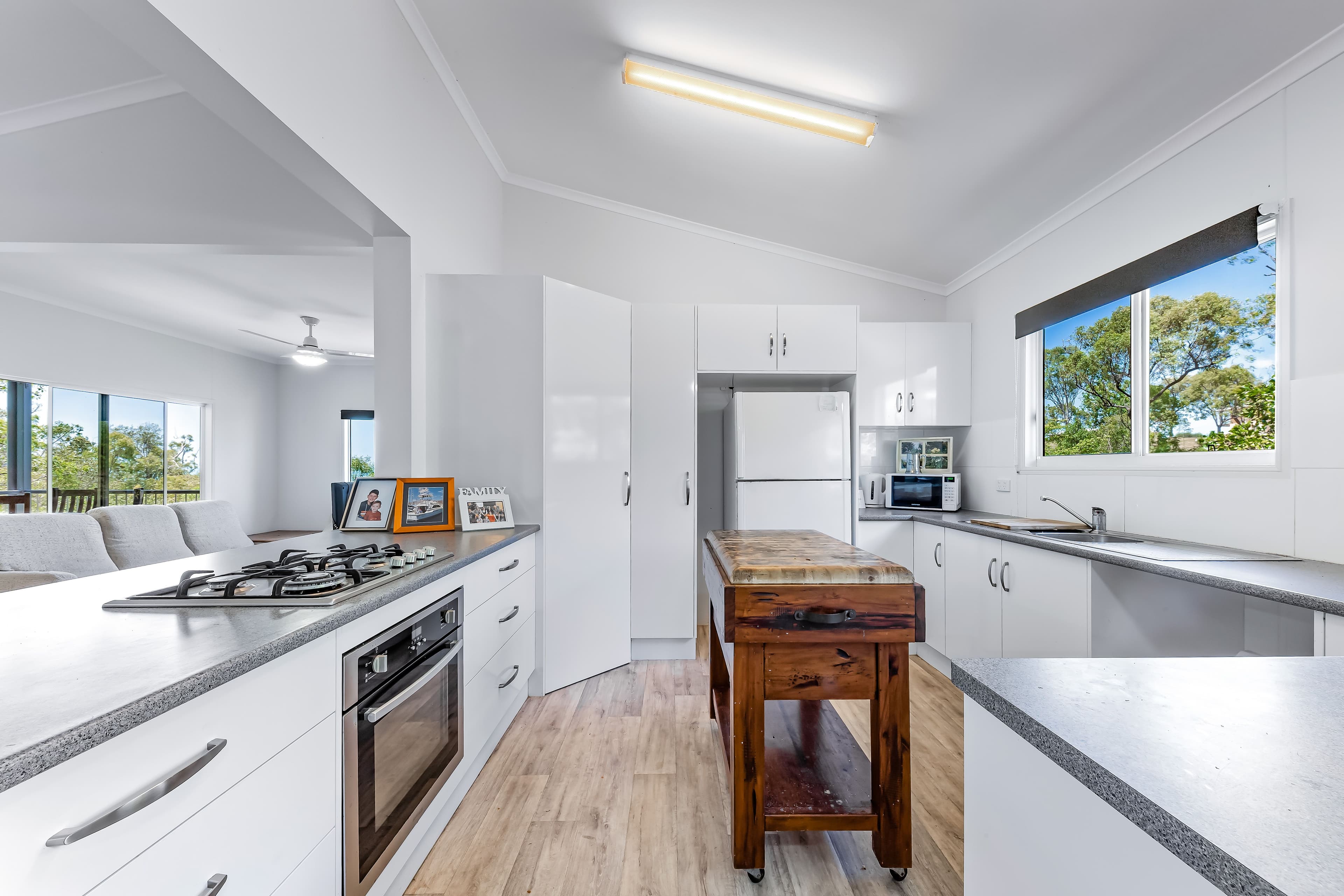 38 Roseric Crescent, Hideaway Bay QLD 4800, Hideaway Bay - Thumbnail 4