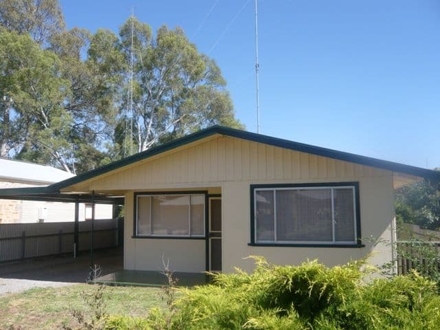 23 Gleeson Street, CLARE SA 5453, Clare - Image 1