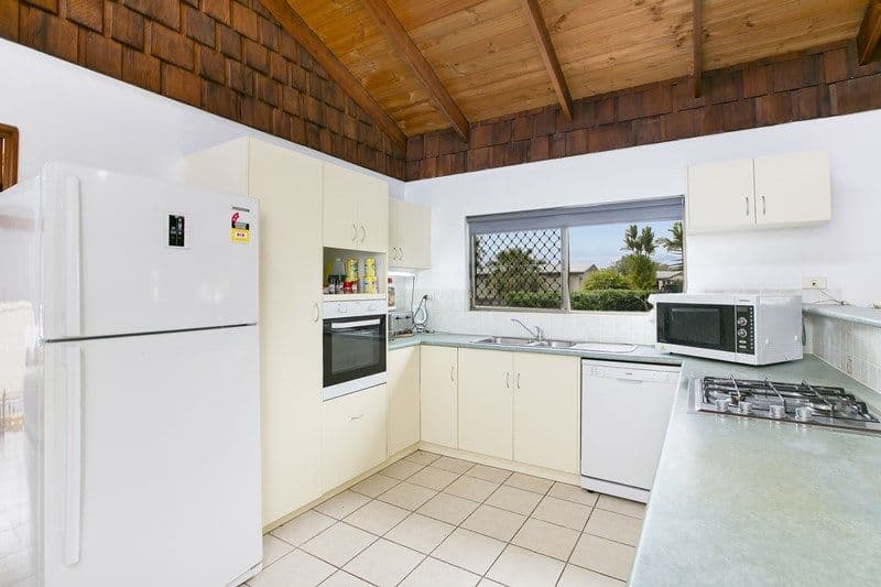 30 Shannon Drive, Woree QLD 4868, Woree - Thumbnail 6