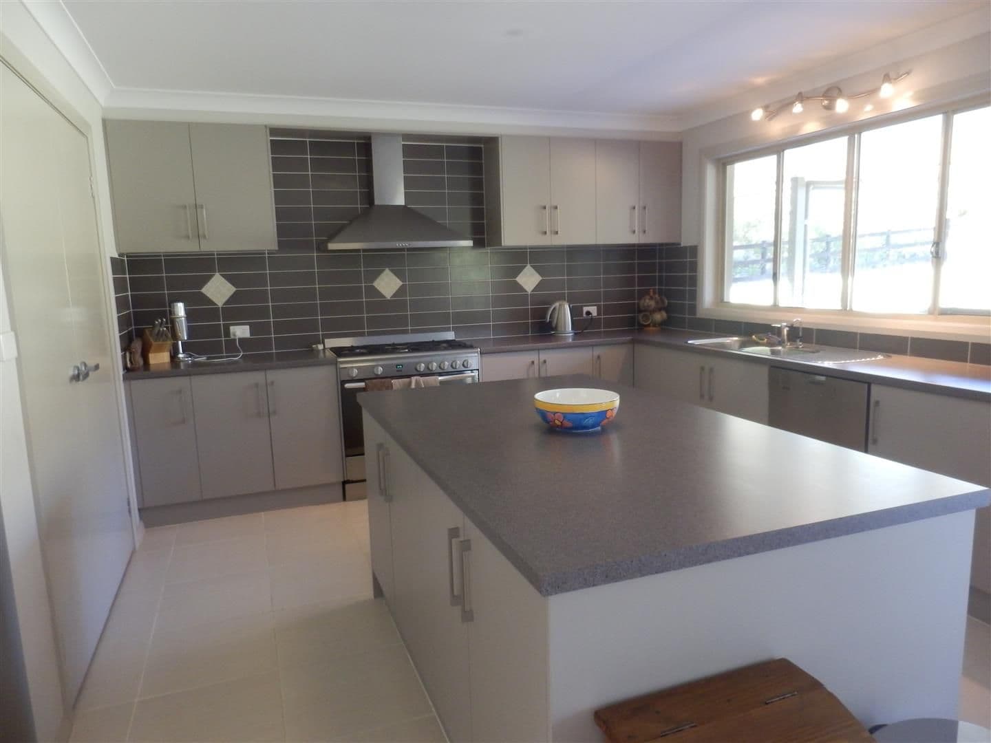 15 Scribbly Gum Crescent, COORANBONG NSW 2265, Cooranbong - Thumbnail 3