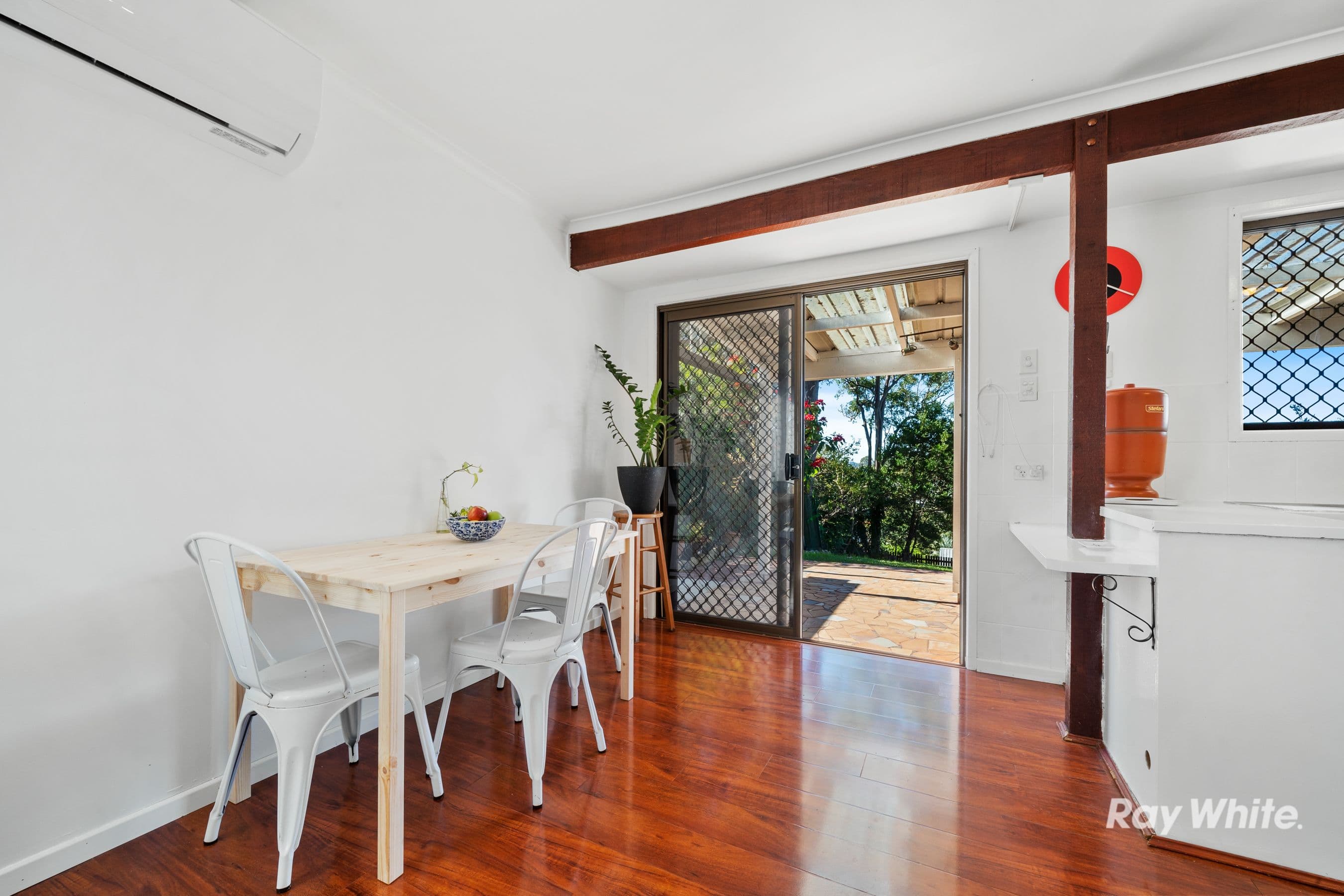 8 Gilia Street, Kingston QLD 4114, Kingston - Thumbnail 5